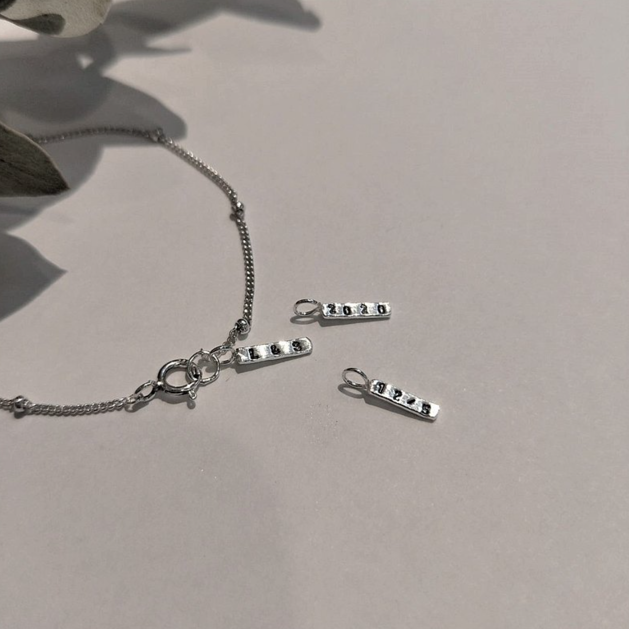 │溫度│極細小光珠 • 手感鋼印 • 紀念禮物 • 純銀手鍊