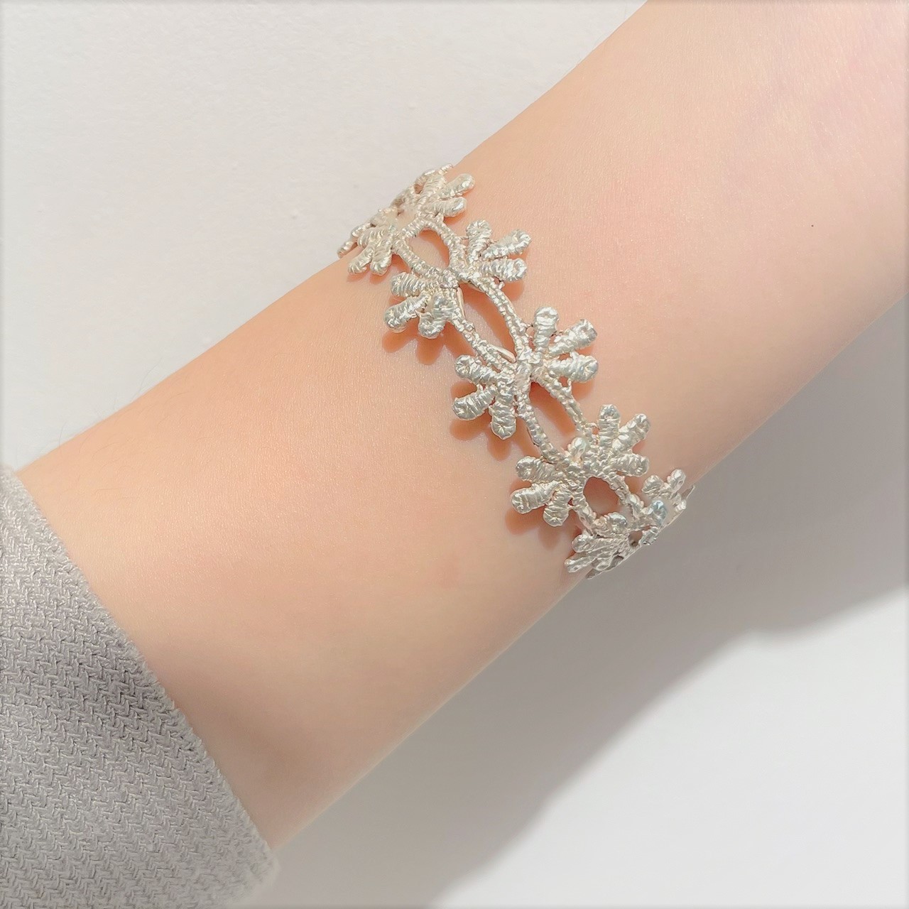 ｜輕奢｜優雅蕾絲 • 純銀手環 • 設計師原創