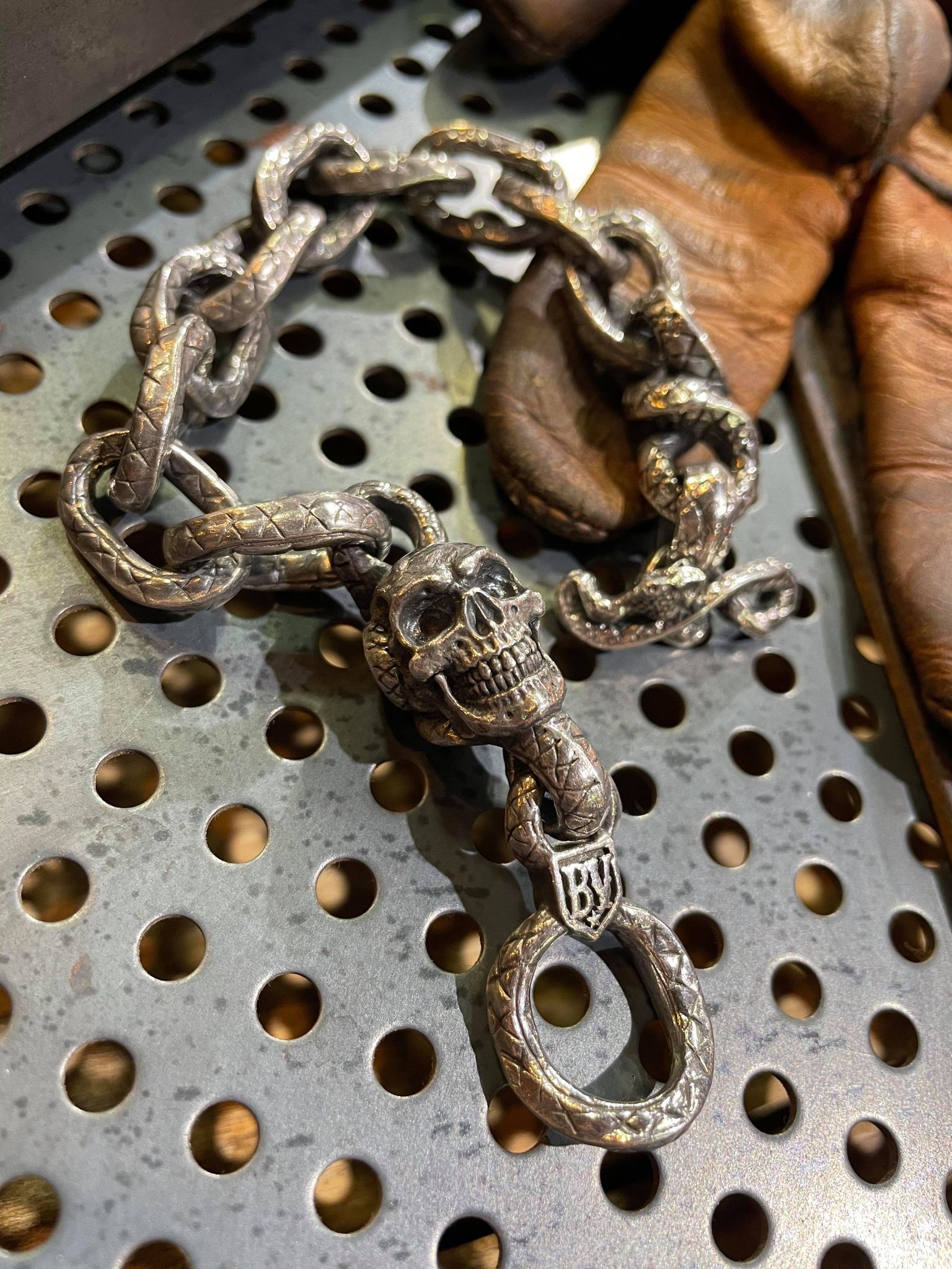 *Black Venom Jewelry- Poison The Lust Bracelet 純銀骷顱手鍊 。