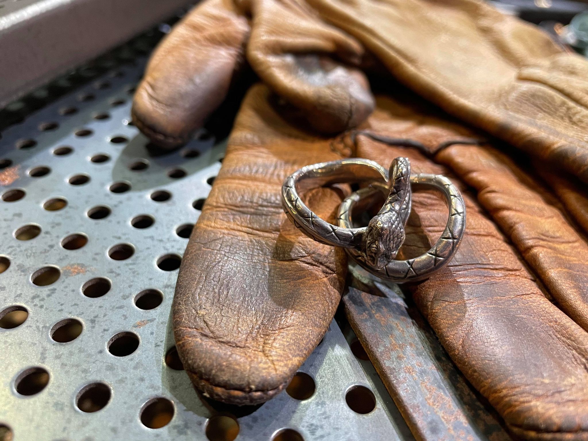 *Black Venom Jewelry- Poison The Snake Ring 純銀雙蛇戒。