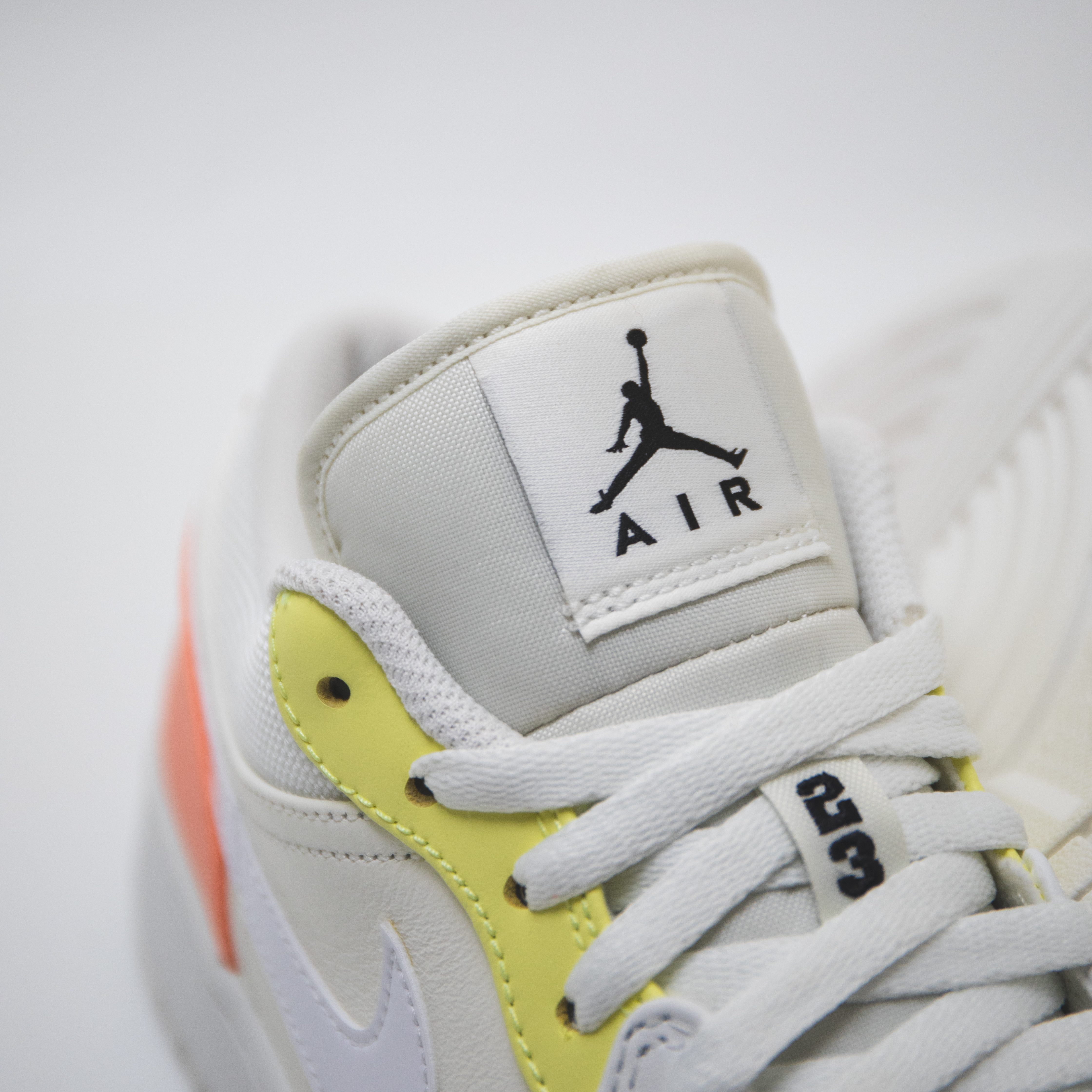 [現貨] Air Jordan 1 Low "First Coach" DJ6909-100