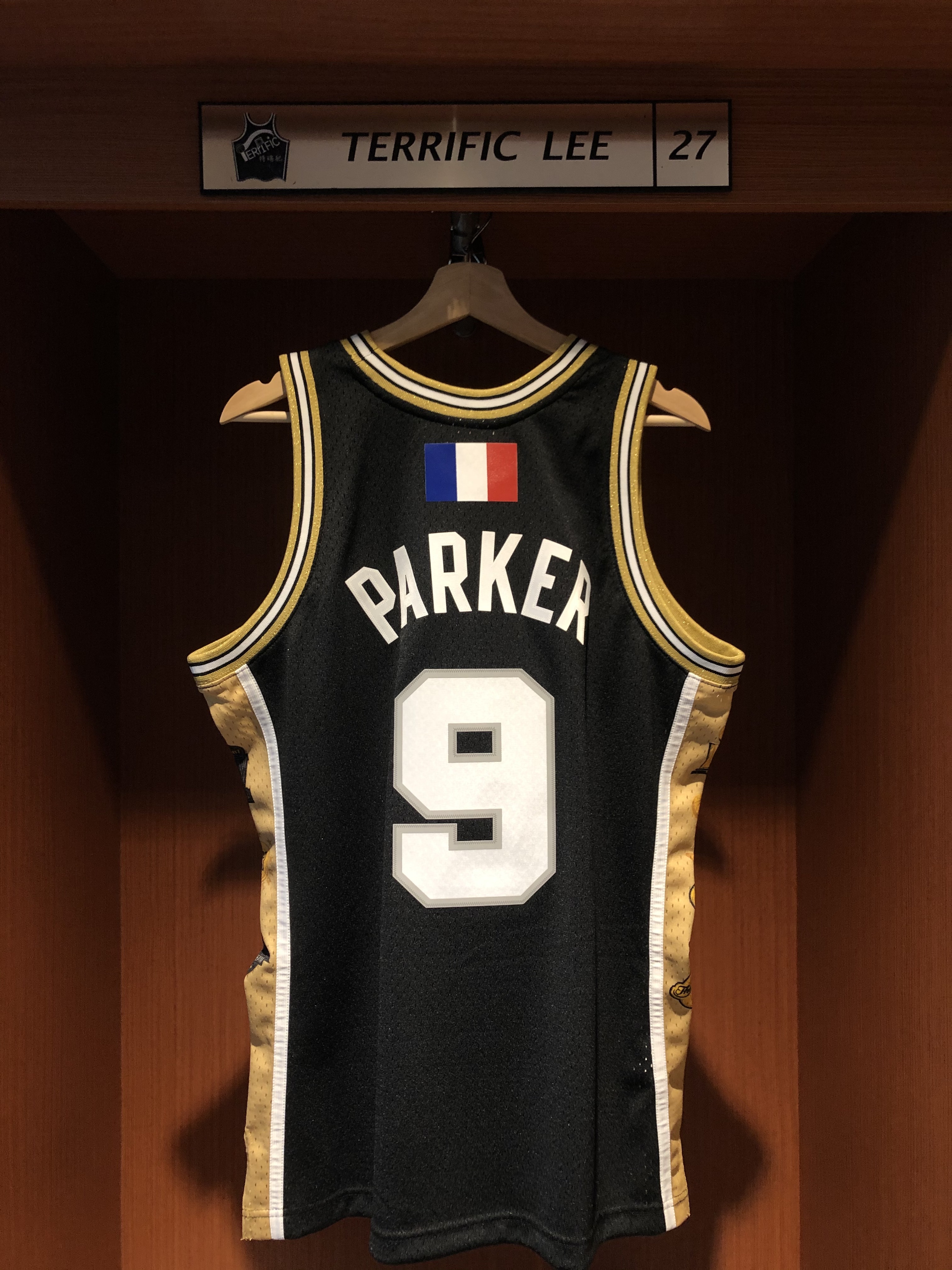 NBA球衣 Tony Parker 聖安東尼奧馬刺退休紀念 M&N Swingman G2 球迷版 熱轉印 全新