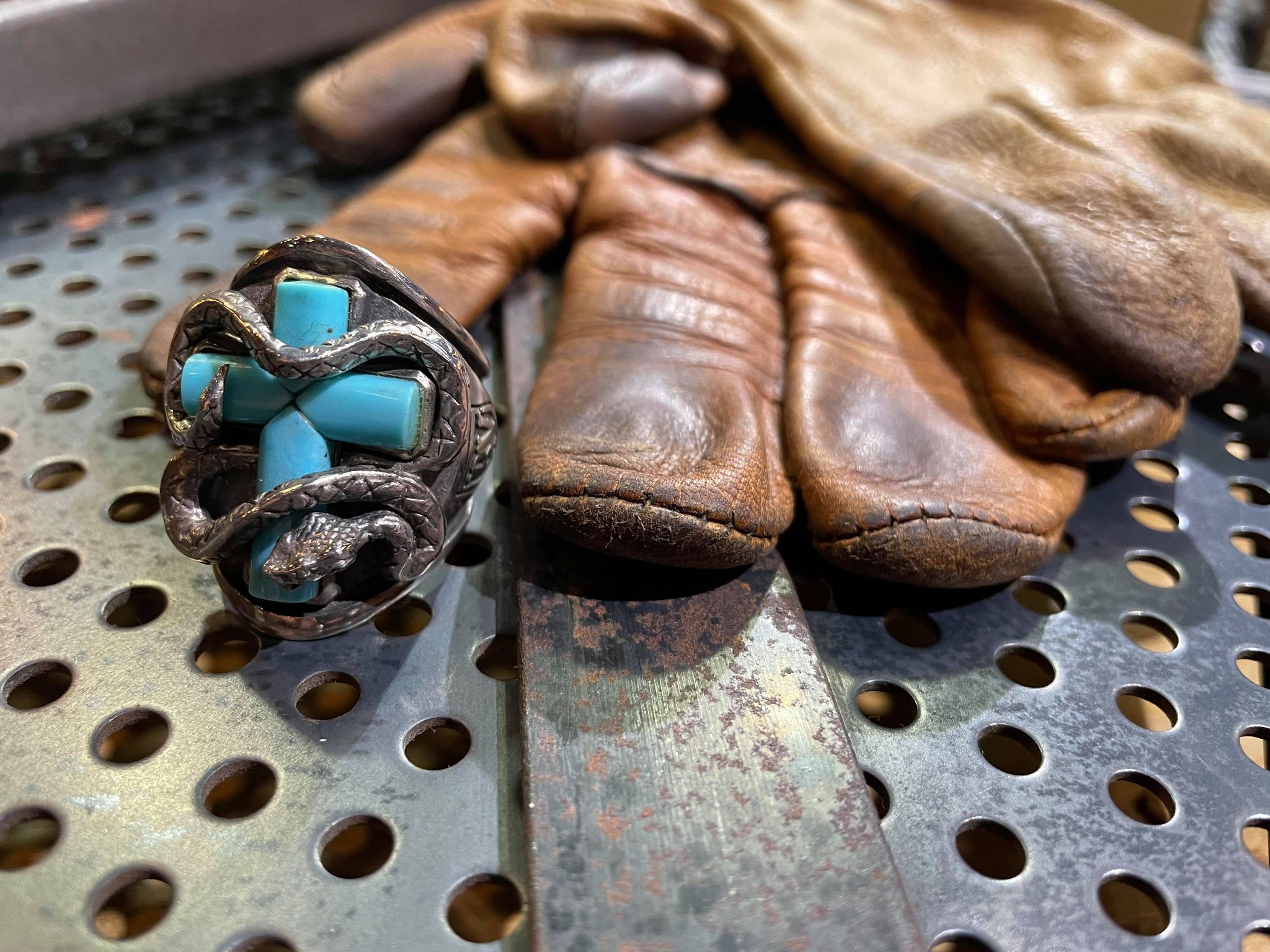 *Black Venom Jewelry- Poison The Poison Ring with Nacozari 純銀大蛇戒鑲Nacozari松石 。