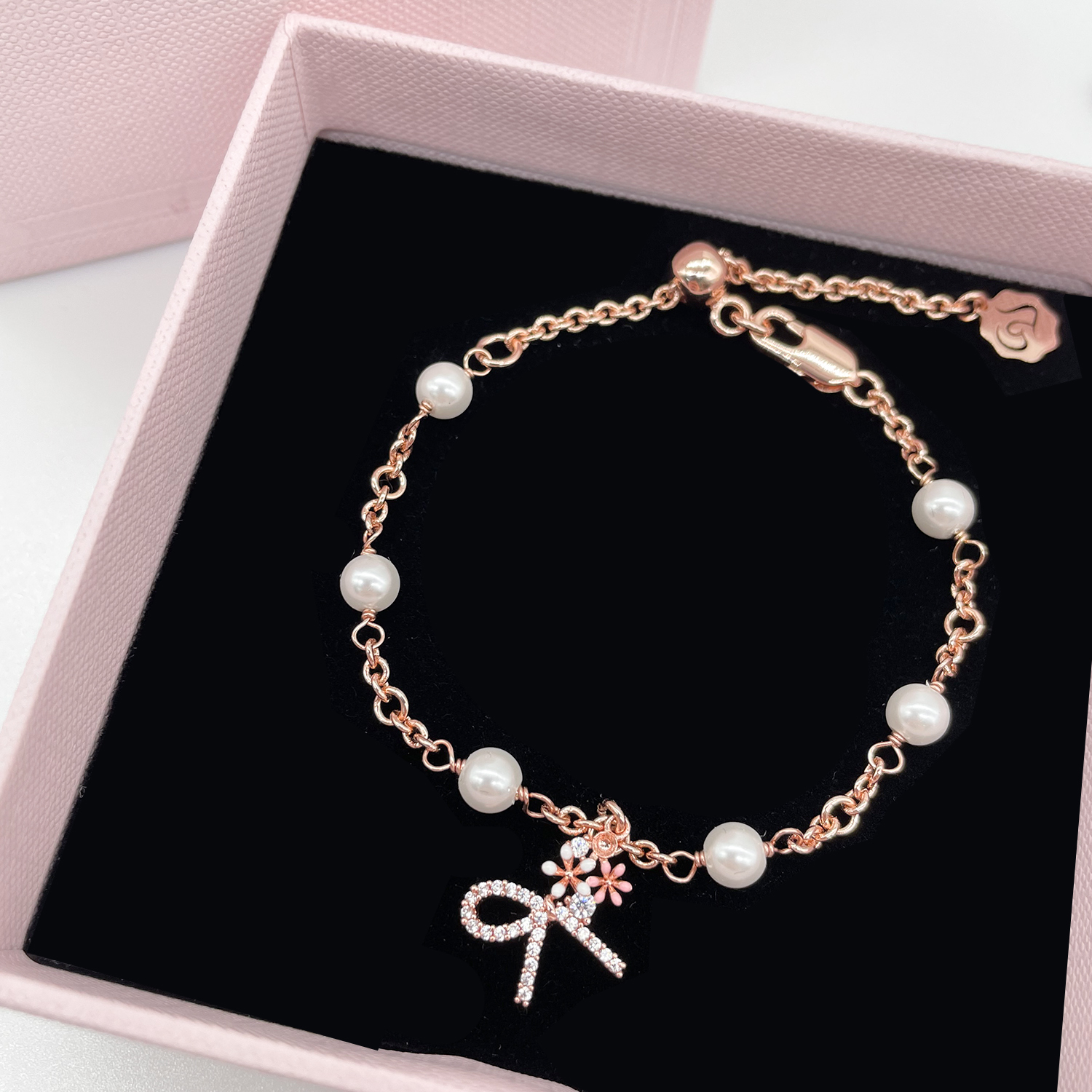 Crystal Bow Bow Floral Pearl Bracelet (Silver)