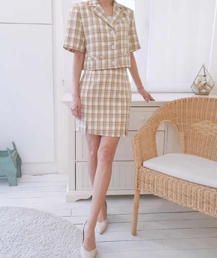 CHECKED SHORT SKIRT