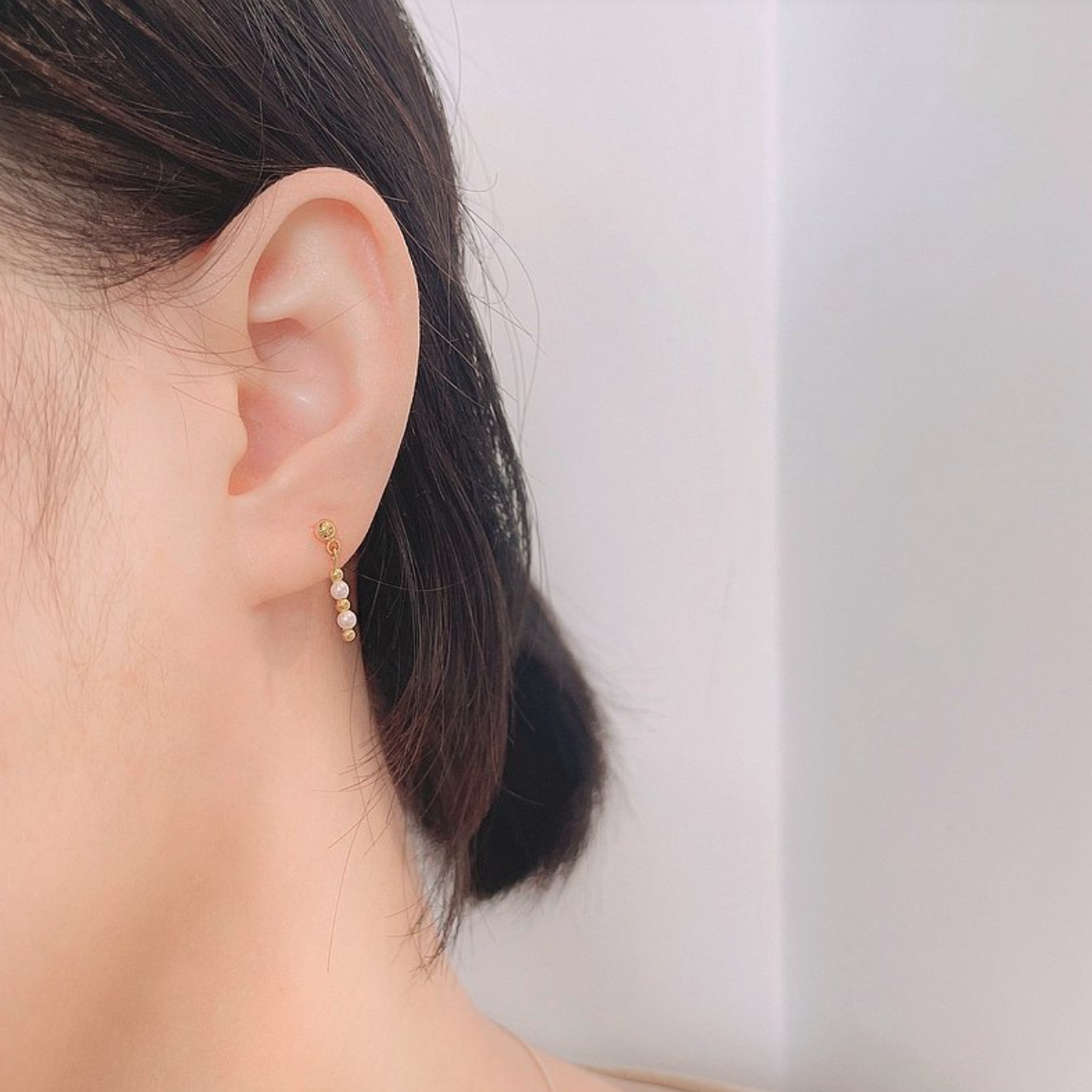 │簡約│小珍珠耳飾 • 耳針 • 14kgf • 14K注金