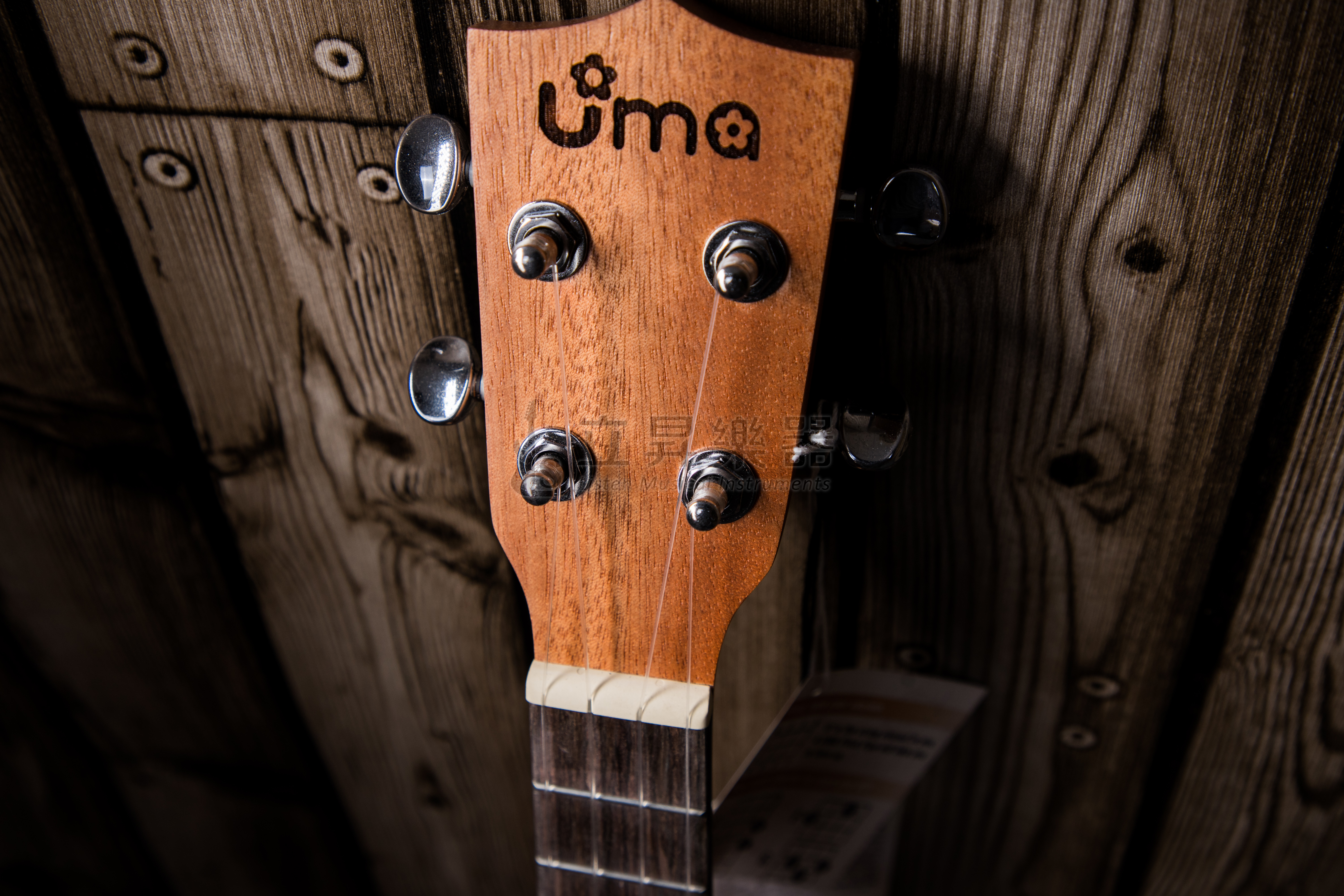 Uma UK-05ST 26吋 烏克麗麗【桃花心木面單板】 第 4 張圖片｜三峽烏克麗麗