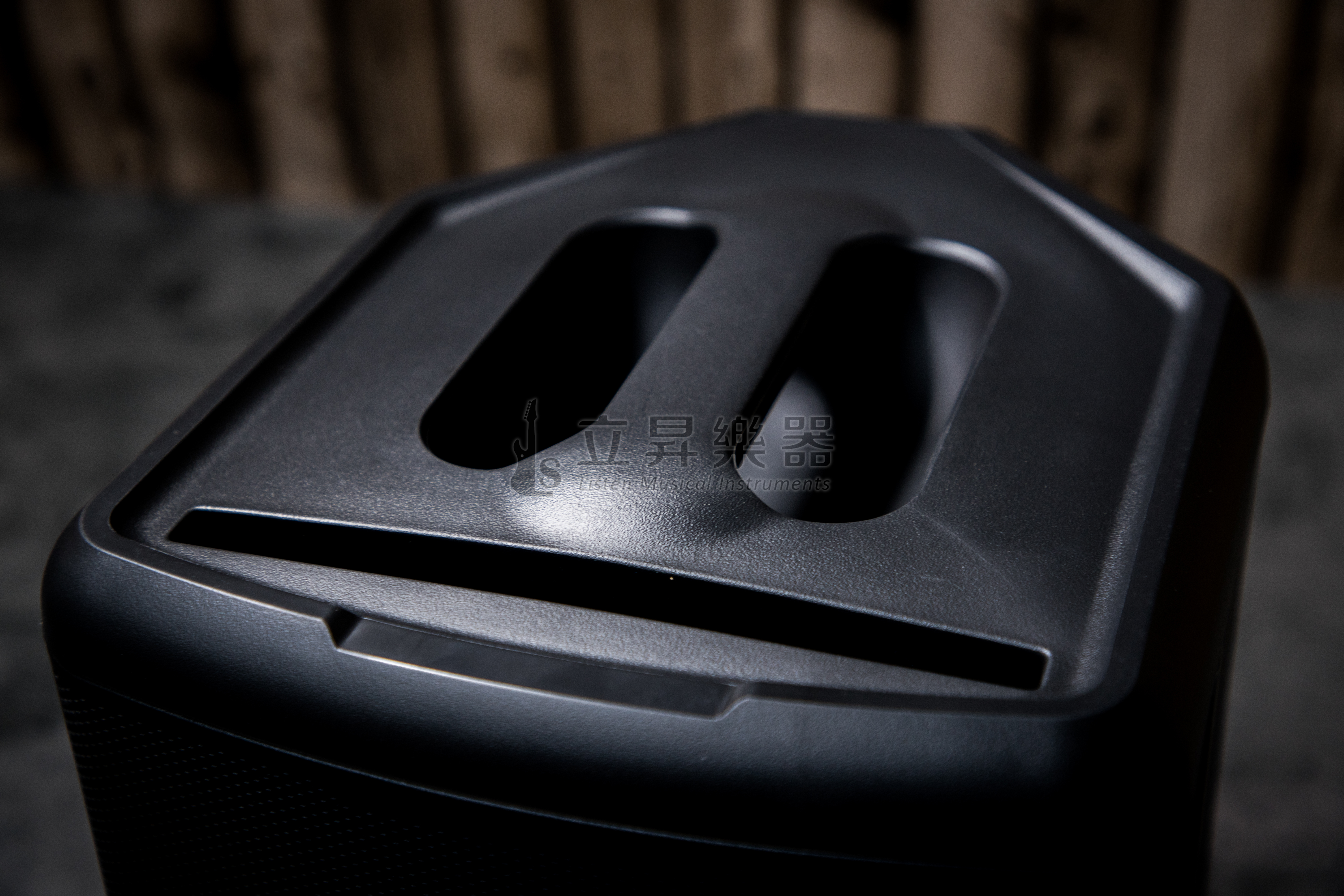 JBL JBL EON ONE COMPACT 充電式 藍牙喇叭 第 4 張圖片｜三峽錄音 / 音響