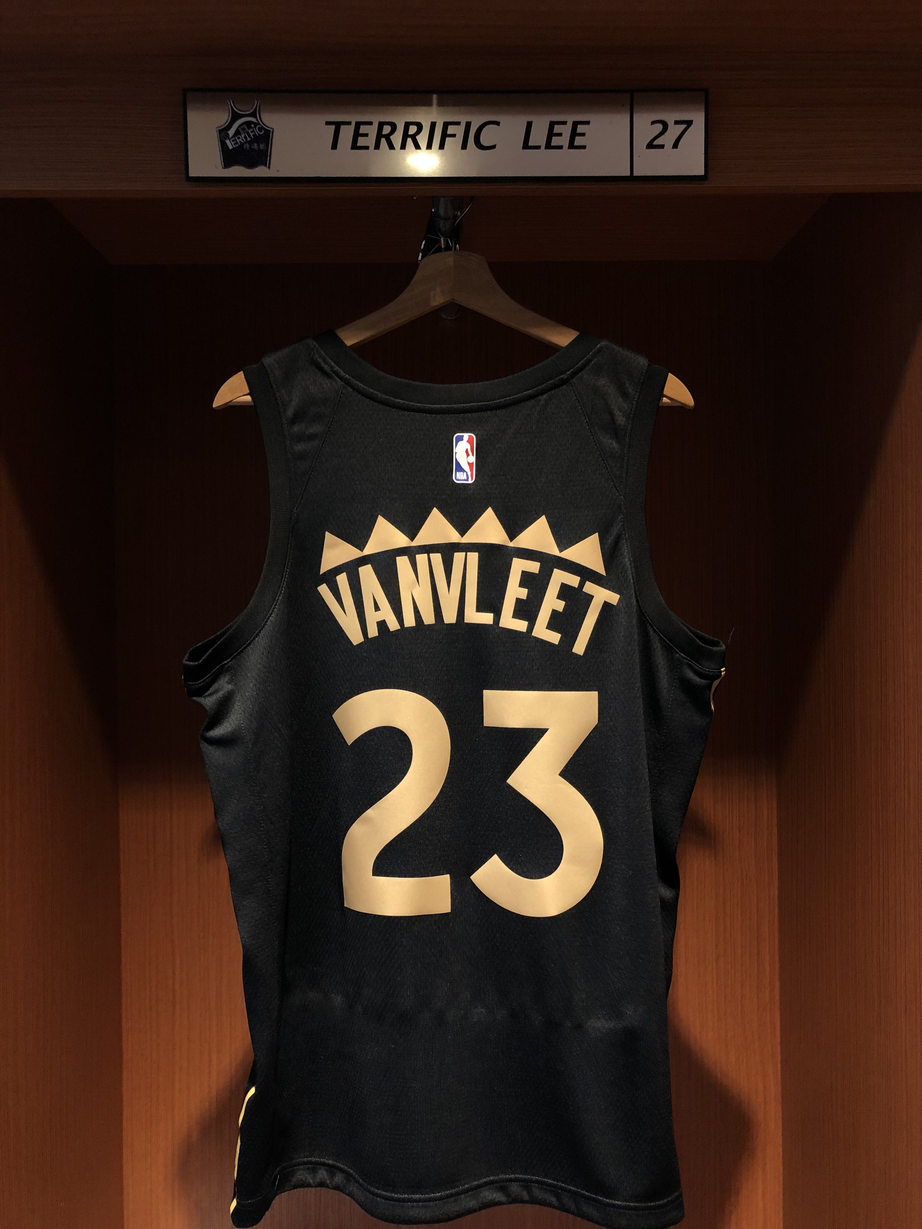 NBA球衣 Fred Vanvleet 多倫多暴龍城市黑金 City Nike Swingman 球迷版 熱轉印 全新