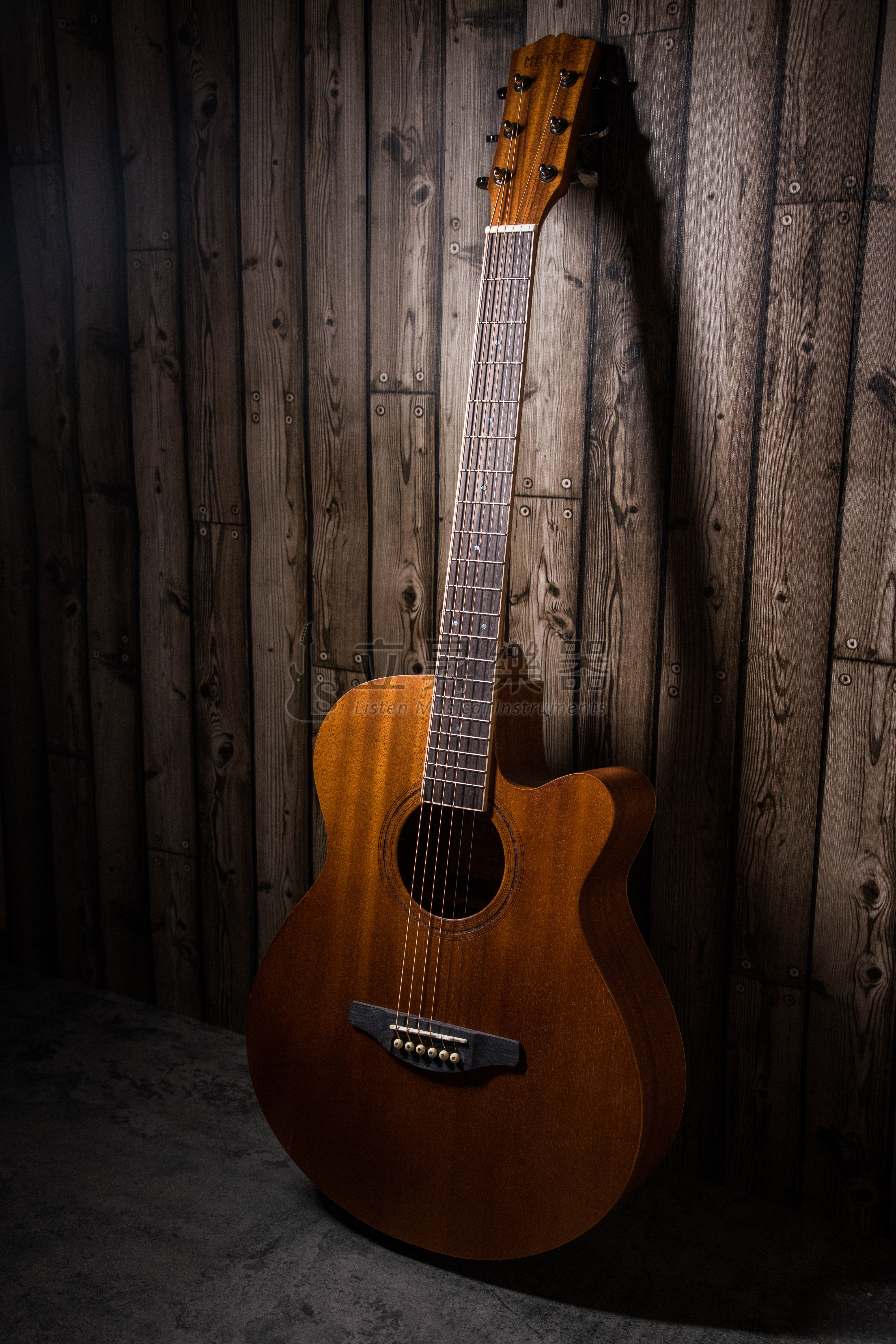 METRIC MTC-M02S 40吋 桃花心木面單板 GA桶缺角 木吉他 (附琴袋、配件包)