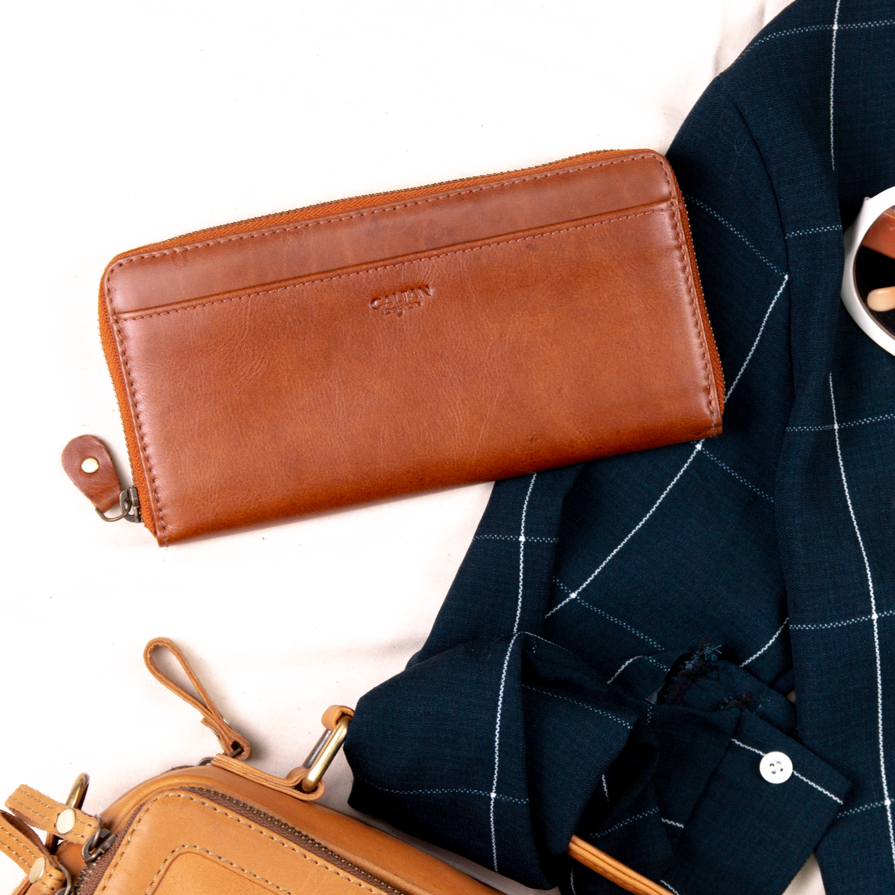 『新品上市』老爺有喜 ㄇ型拉鍊式名媛風真皮長夾(072009cd)