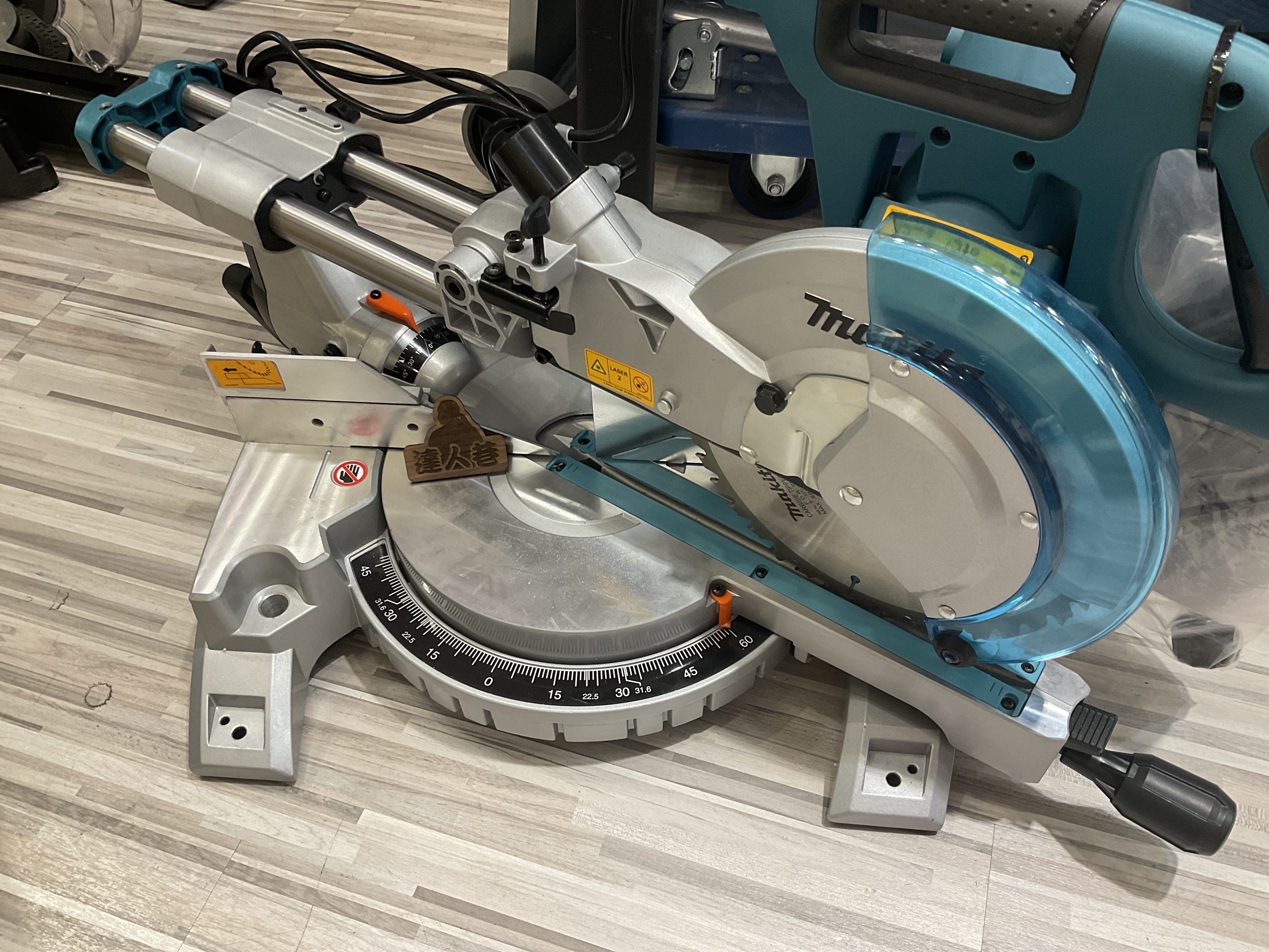 Makita牧田  220V 10"吋 拉閘鋸 LS1018L  (需訂貨，通常需時1-3日，請耐心等候，或至電查詢)