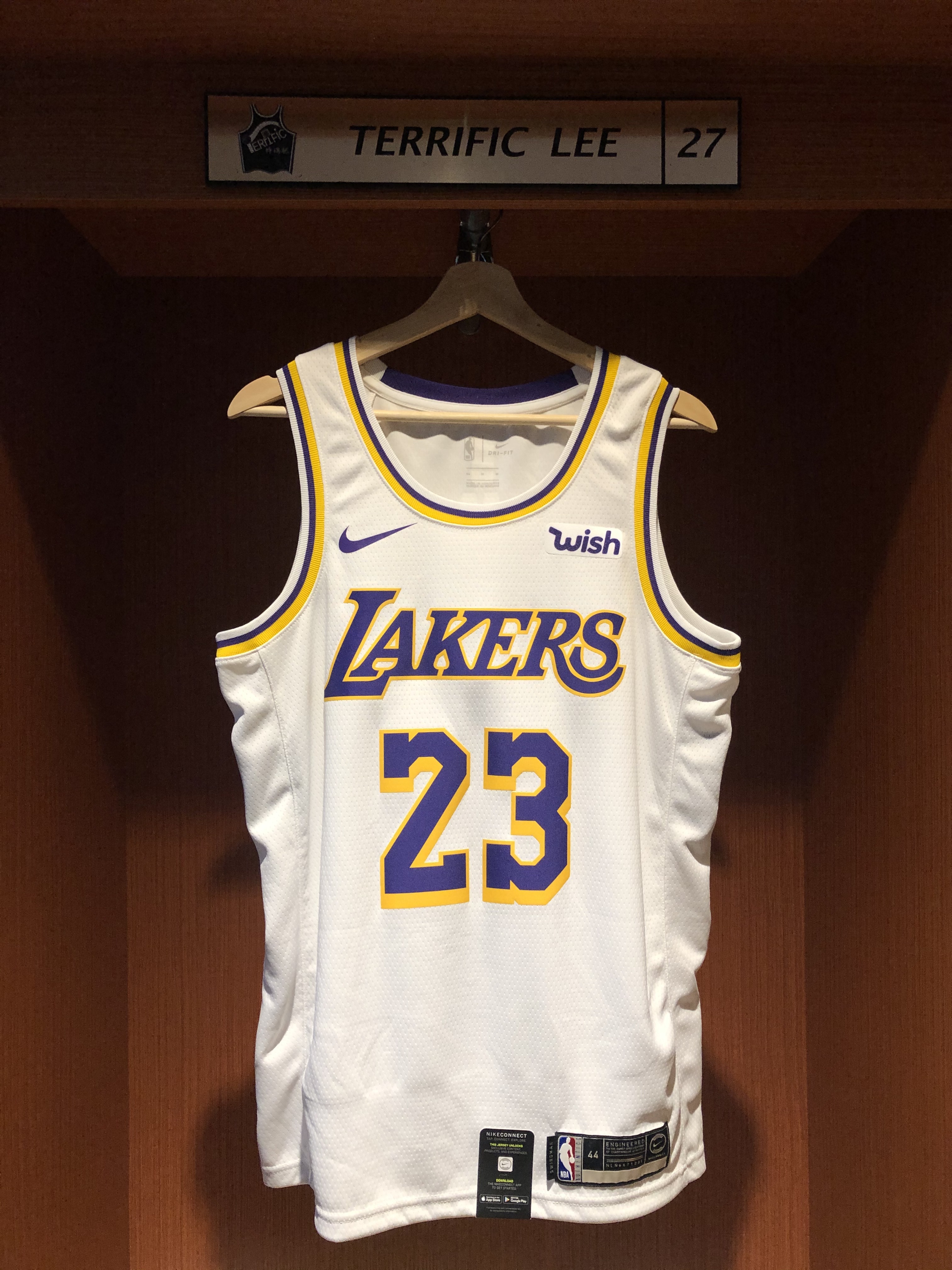 NBA球衣 Lebron James 洛杉磯湖人白 Association Nike Swingman 球迷版 熱轉印 含贊助商標 全新