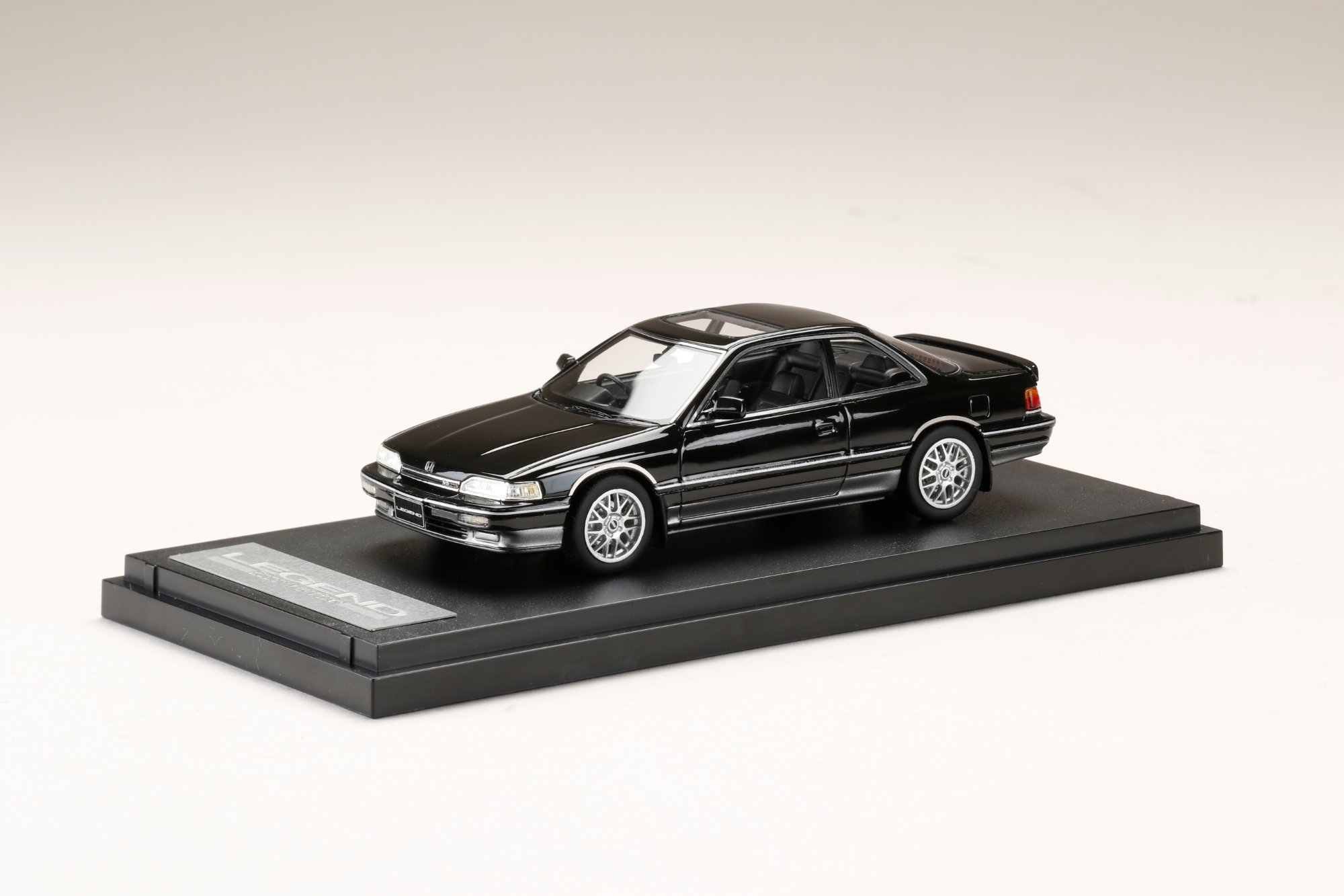 1/43 MARK43 Honda Legend 2 door Hardtop (KA3) Customized Version Black (PM43146CBK)