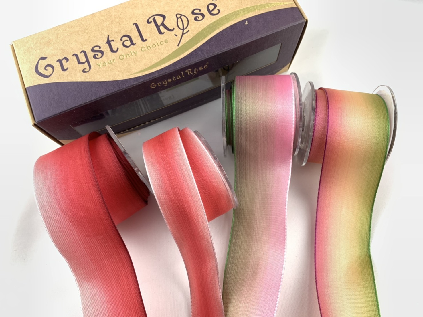 手折緞帶玫瑰禮盒/魔幻櫻桃/4入