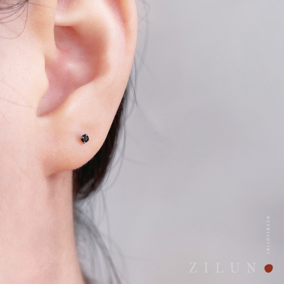 |簡約|午夜靜黑 • 微鑲鋯石 • 耳針耳夾 • 純銀耳飾