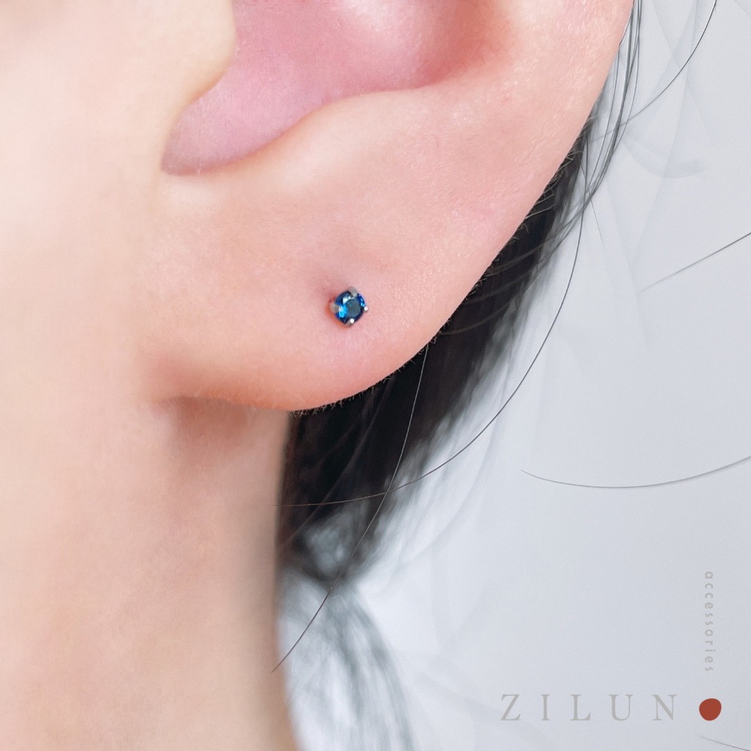|簡約|深海寶藍 • 微鑲鋯石 • 耳針耳夾 • 純銀耳飾