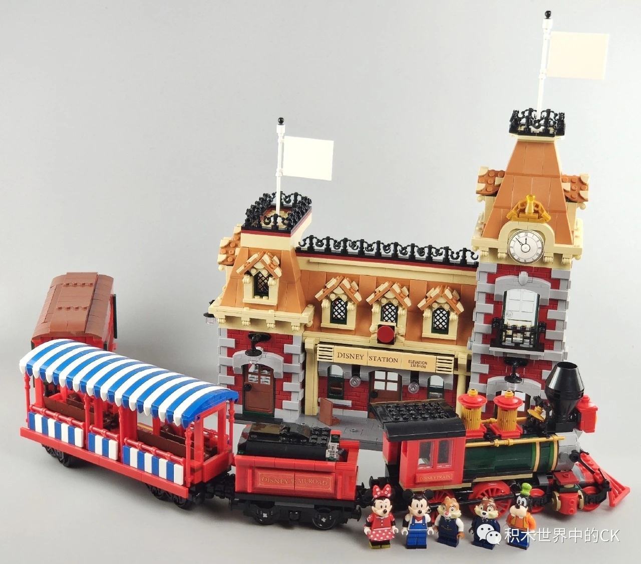 Disney Train and Station Girl building Set