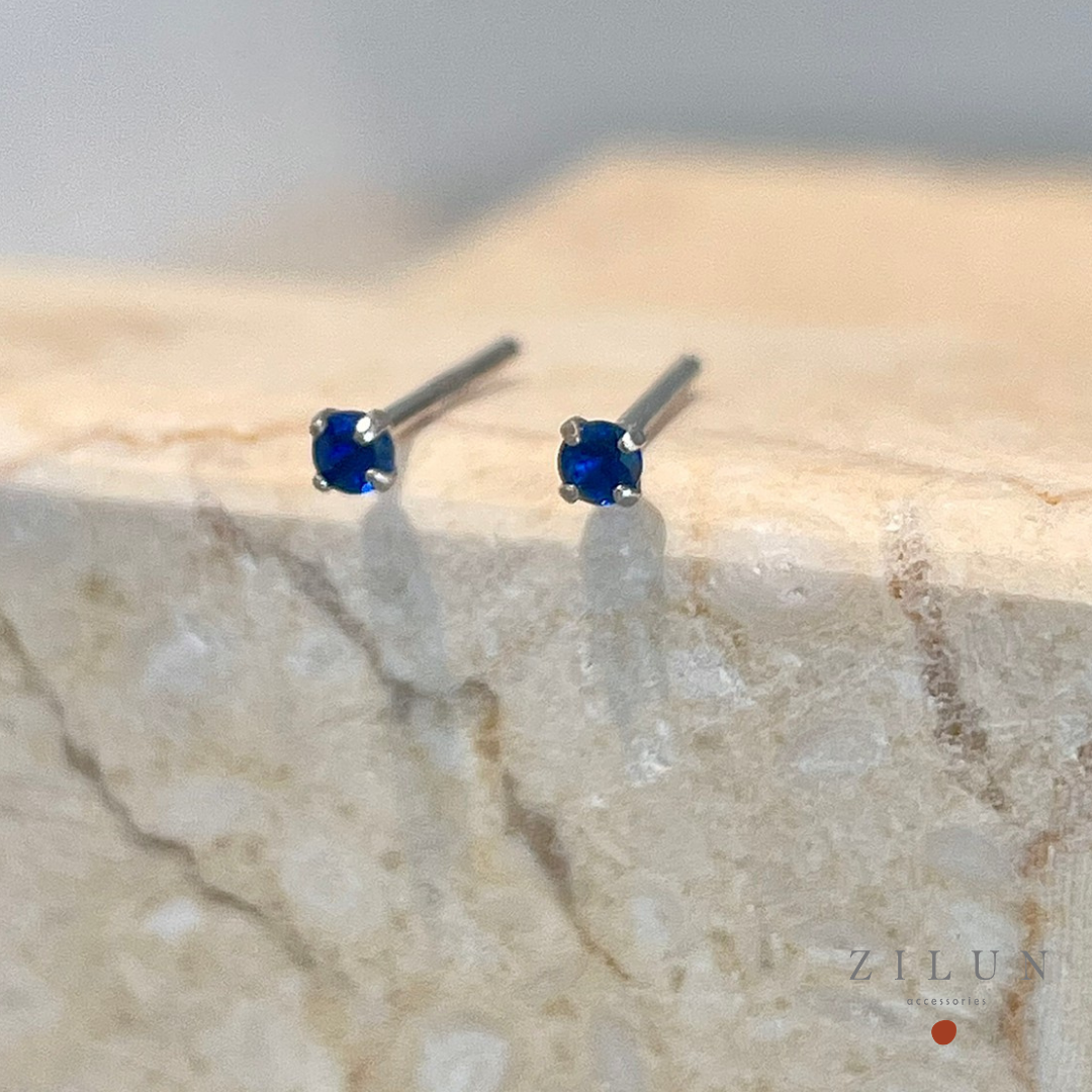 |簡約|深海寶藍 • 微鑲鋯石 • 耳針耳夾 • 純銀耳飾