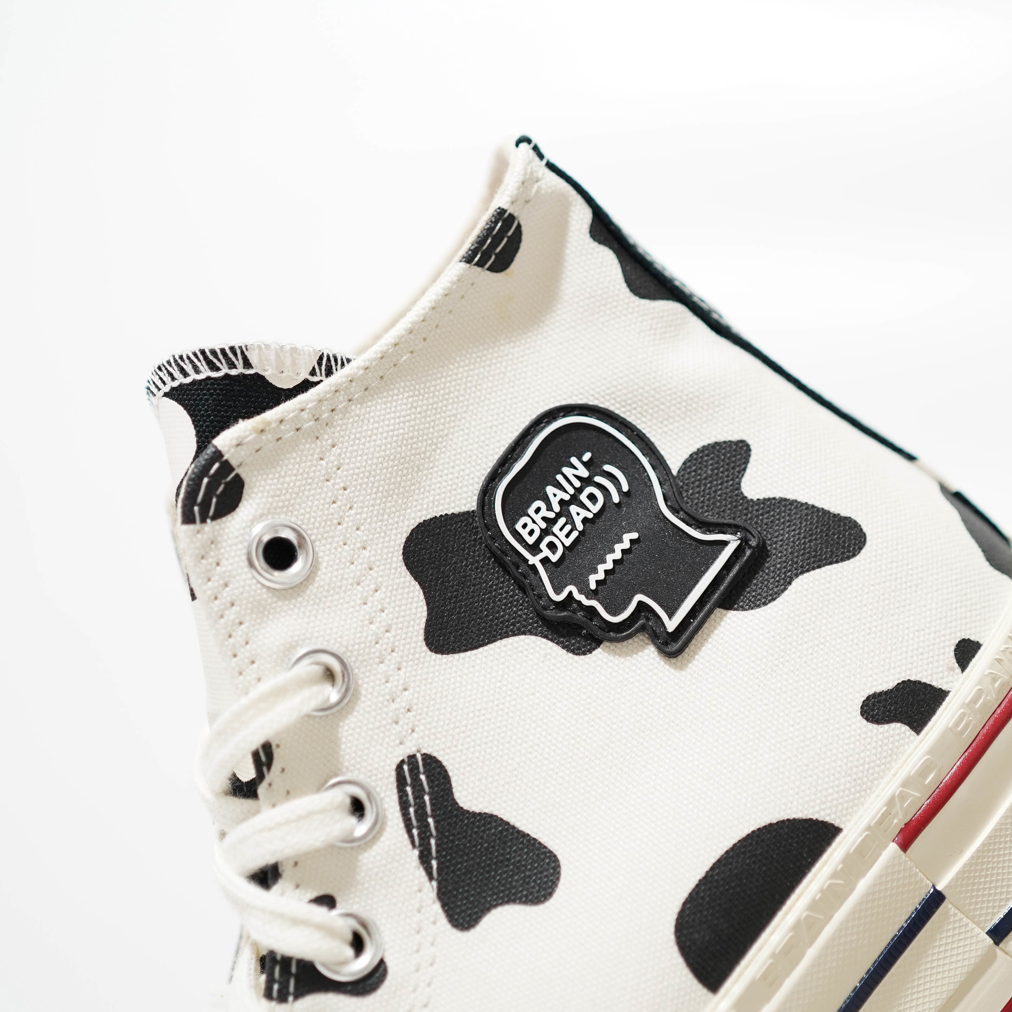 Converse x brain on sale dead chuck 70 hi