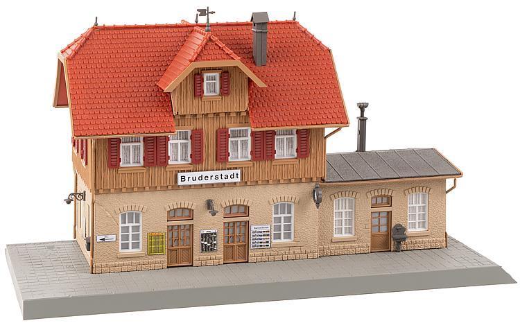 Faller 190072 HO scale, Promotional set Bruderstadt Station