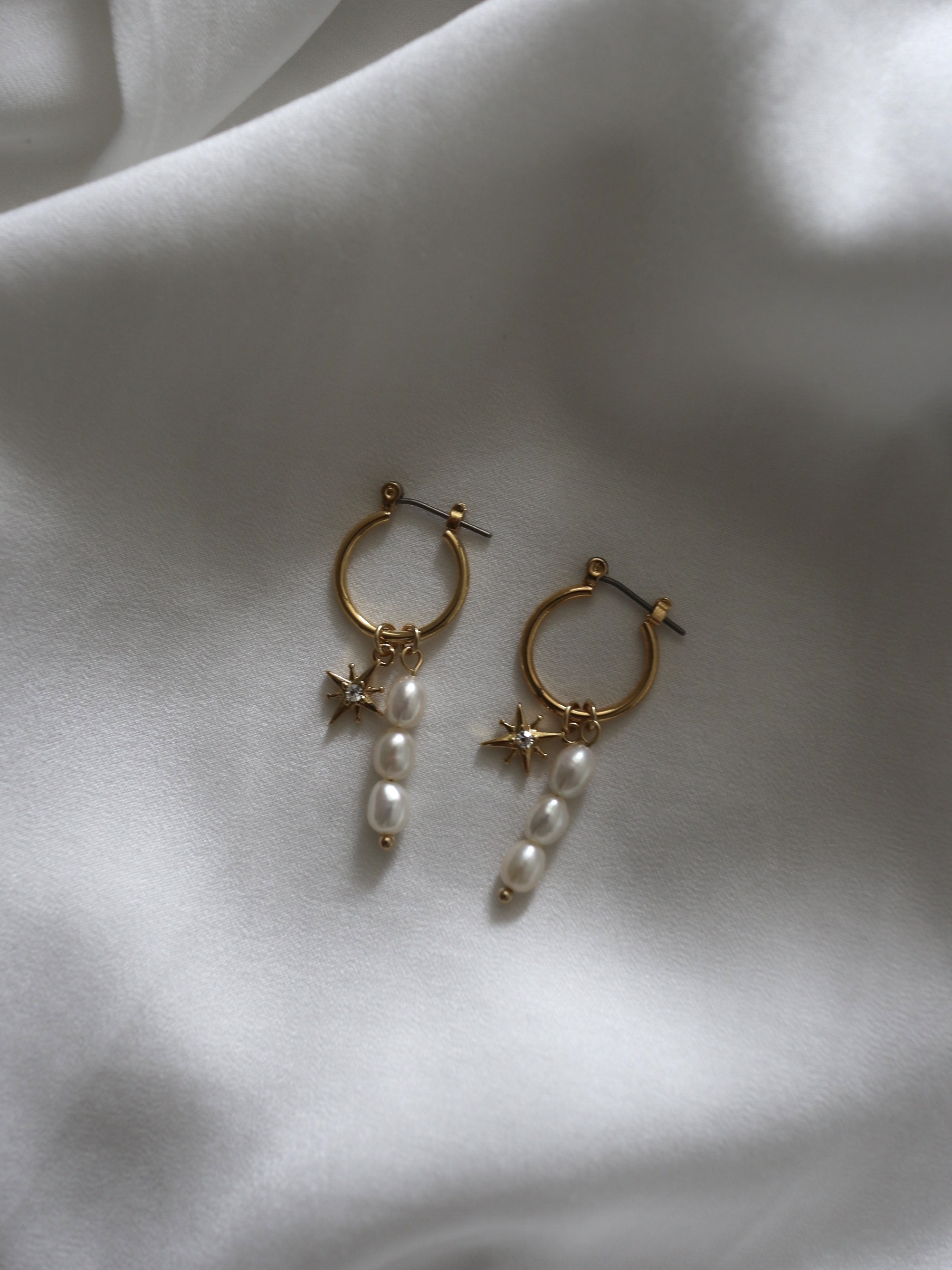 HOSHI PEARLS HOOPS | 珍珠小圈耳環