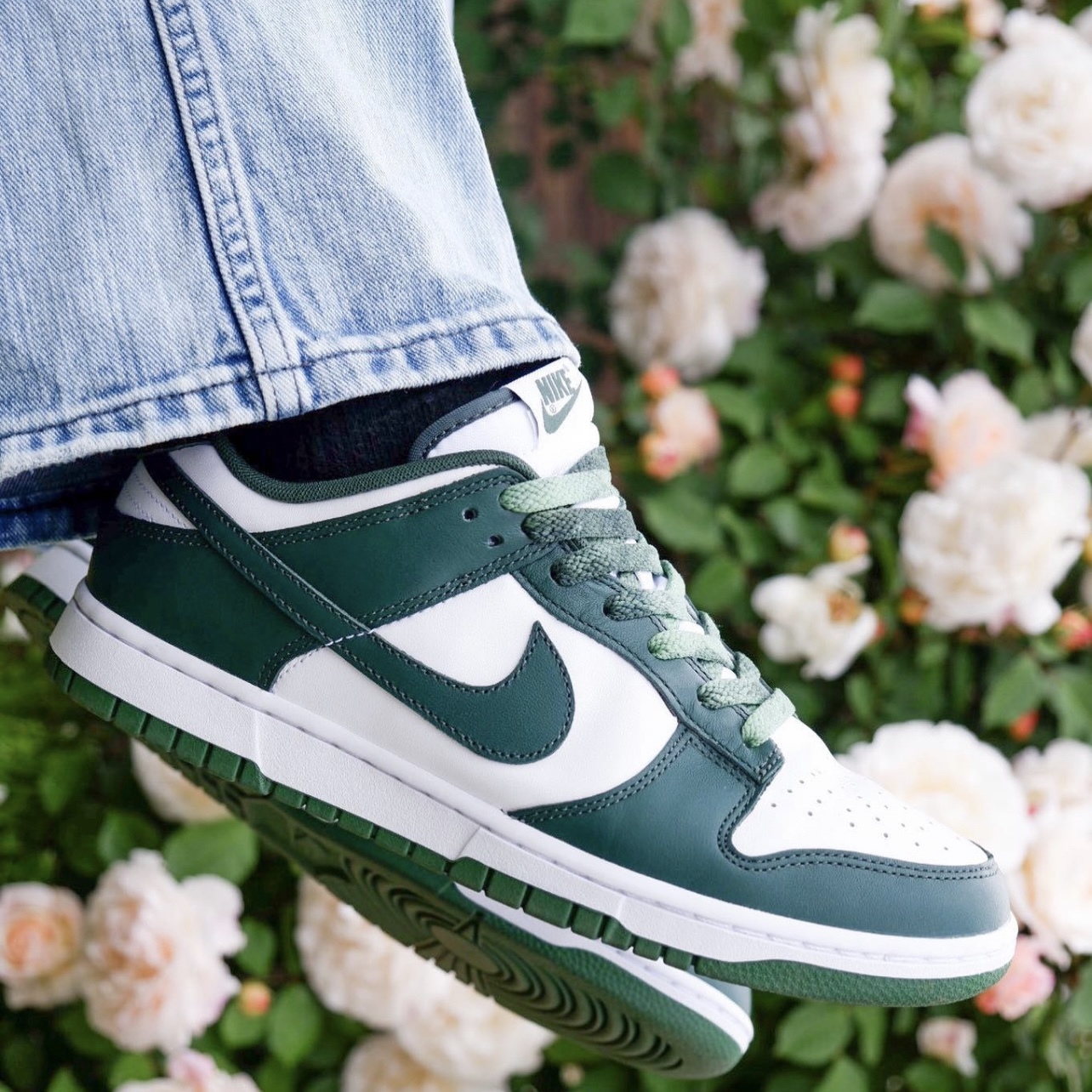 NIKE DUNK LOW 