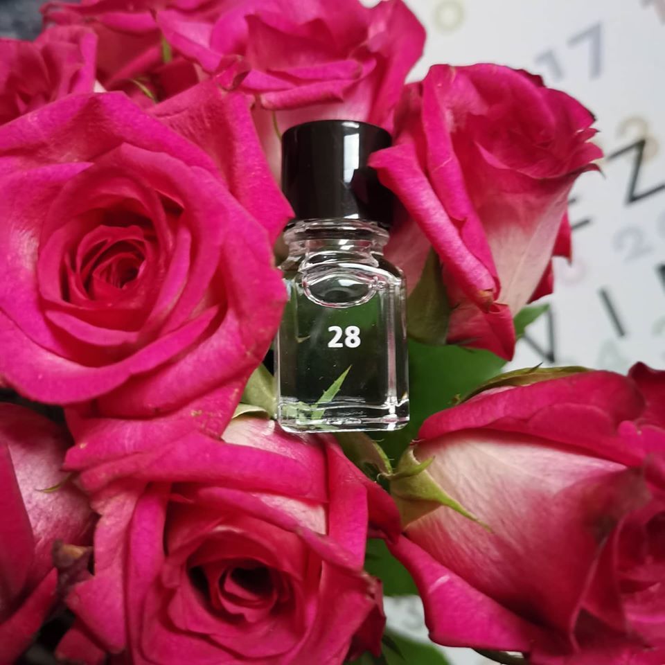 Le Nez du Vin, by Jean Lenoir, the Wine Aromas learning kit used by all professional sommeliers and Wine amateurs