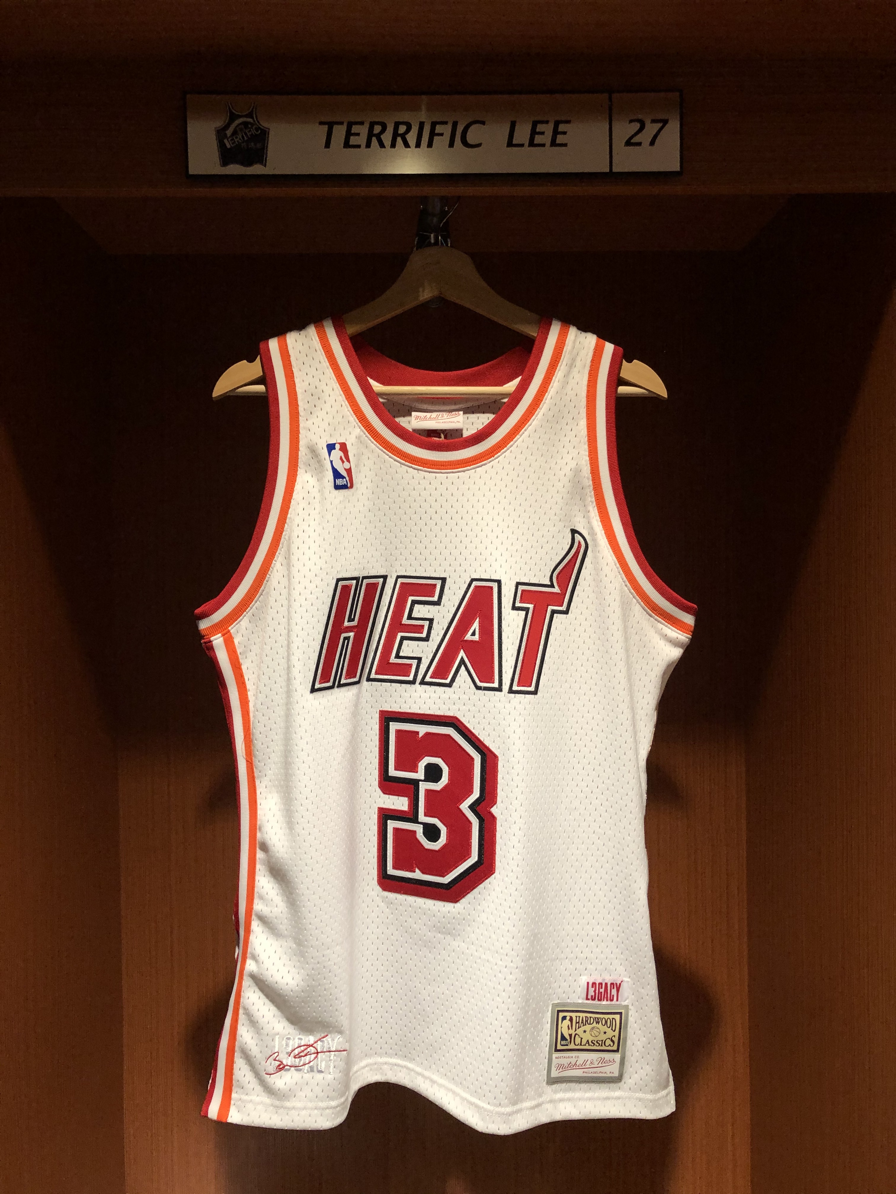 NBA球衣 Dwyane Wade 邁阿密熱火 退休紀念白 Legacy M&N Authentic 球員版 電繡 全新