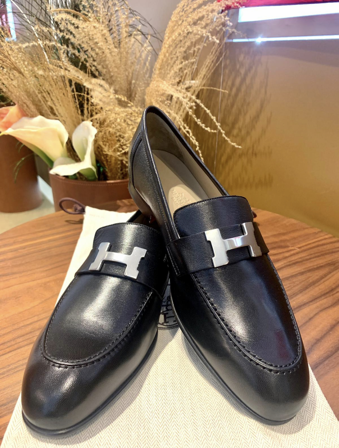 Loafer shoes leather in black with sliver size 40.5