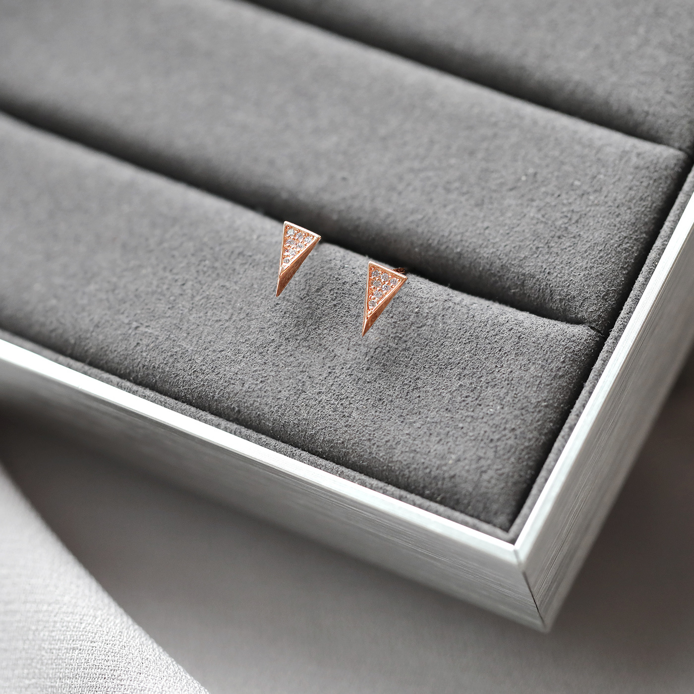 幾何魅力 — 6分鑽石耳環