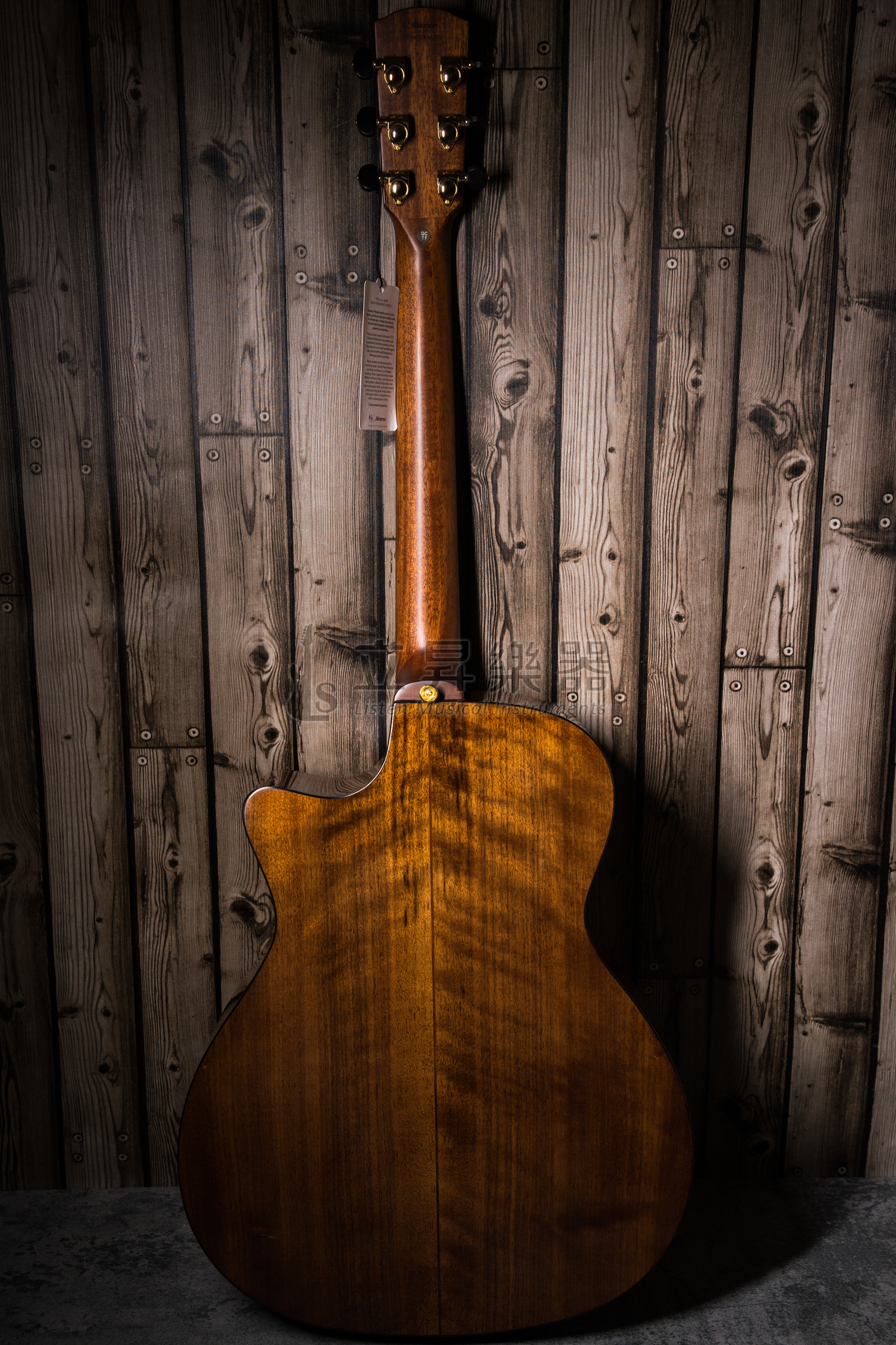 Alvarez Alvarez MGA70WCARSHB AA級西提卡雲杉面板、胡桃木側背板 全單板木吉他 GA桶 (附原廠厚袋、配件包) 第 3 張圖片｜三峽吉他 / Bass