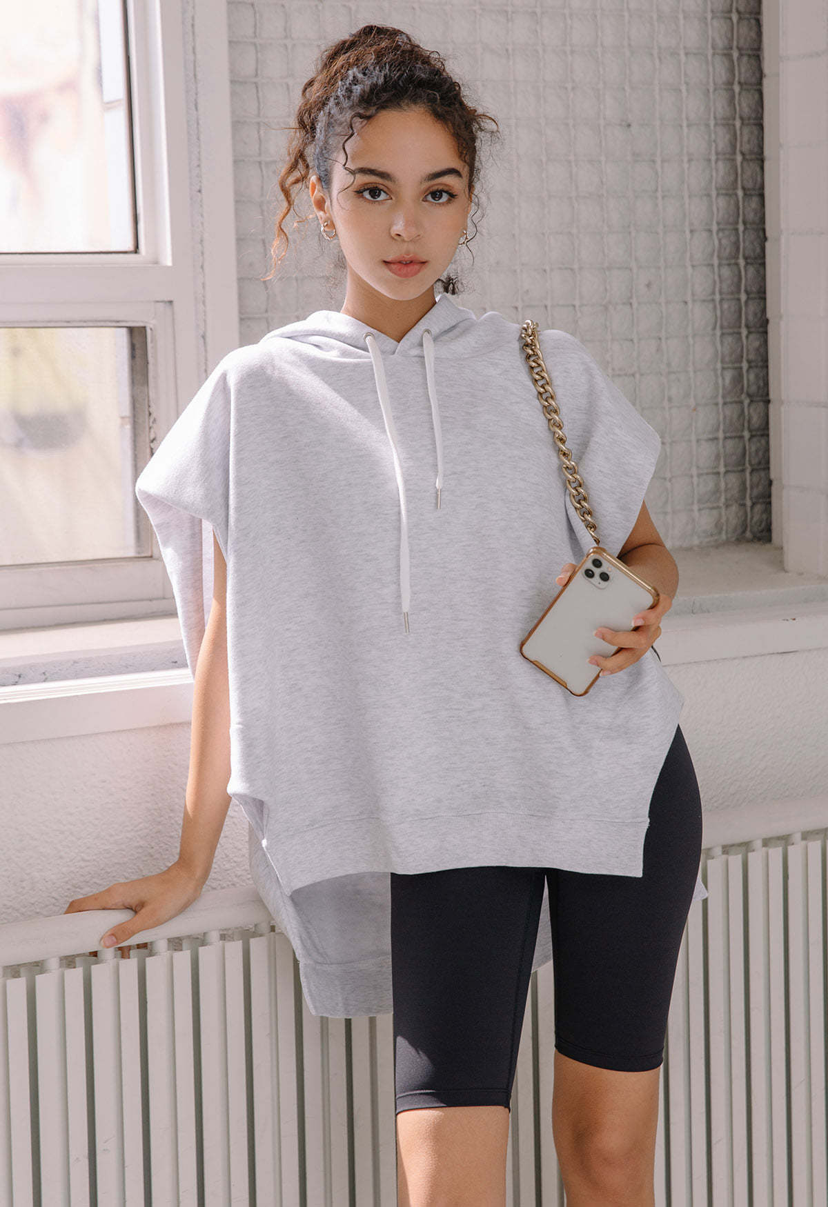 CONCHWEAR - Half Shoulder Padded 半肩軟墊有帽上衣