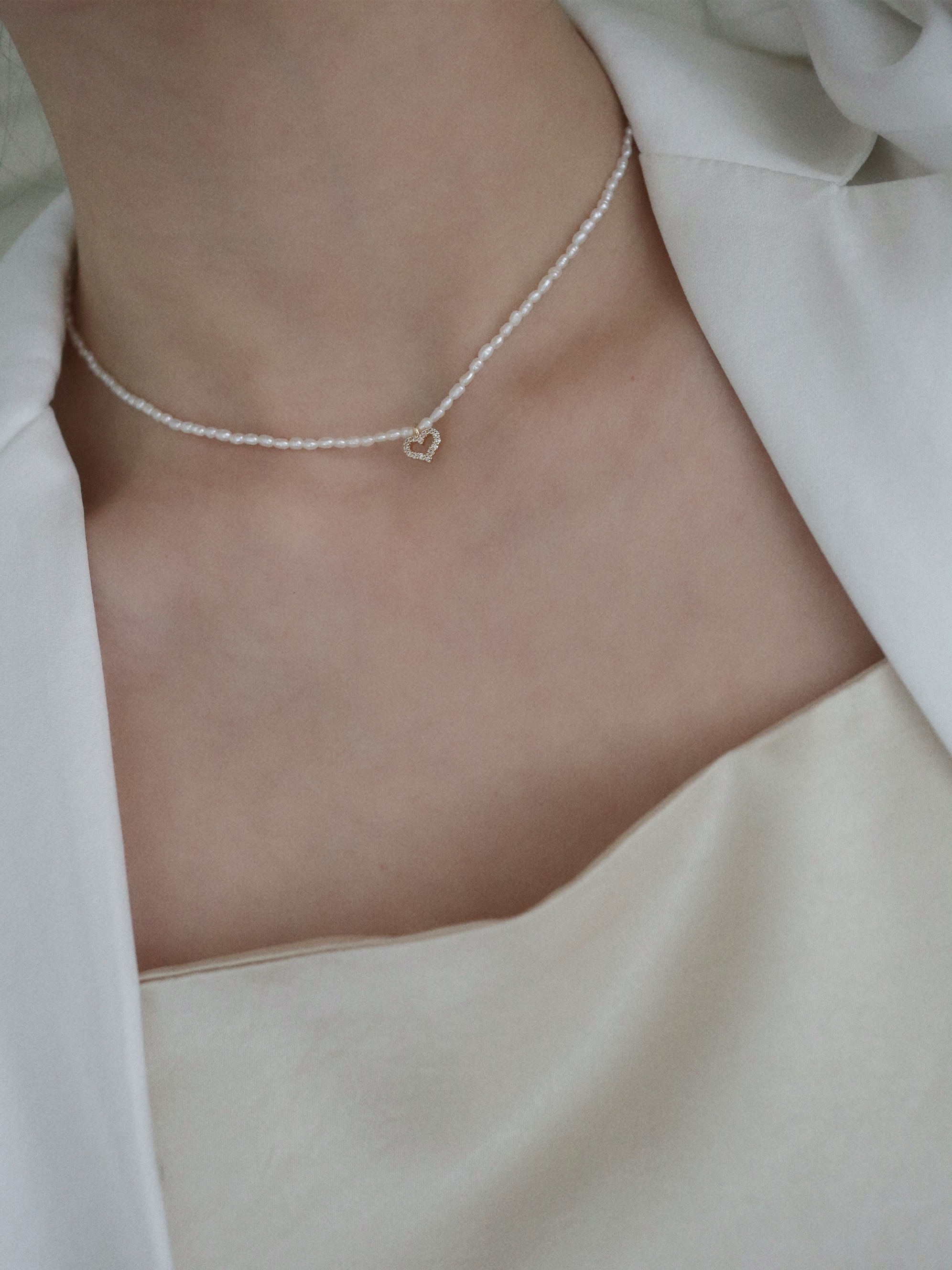 Heart little Pearls Necklace | 18K愛心極小珍珠項鍊