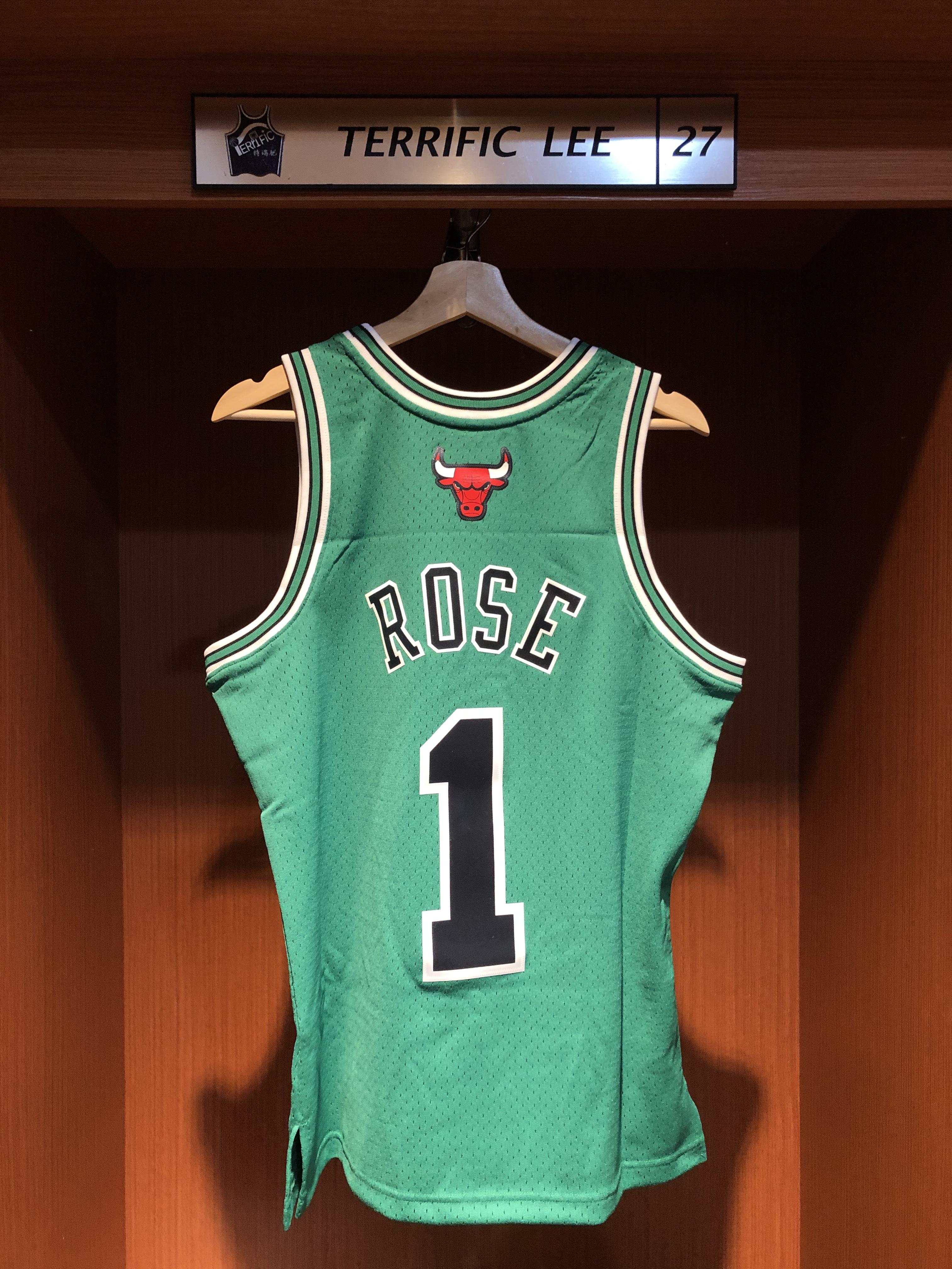 NBA球衣 Derrick Rose 芝加哥公牛 聖派翠克綠 08-09 M&N Swingman G2 球迷版 熱轉印 全新
