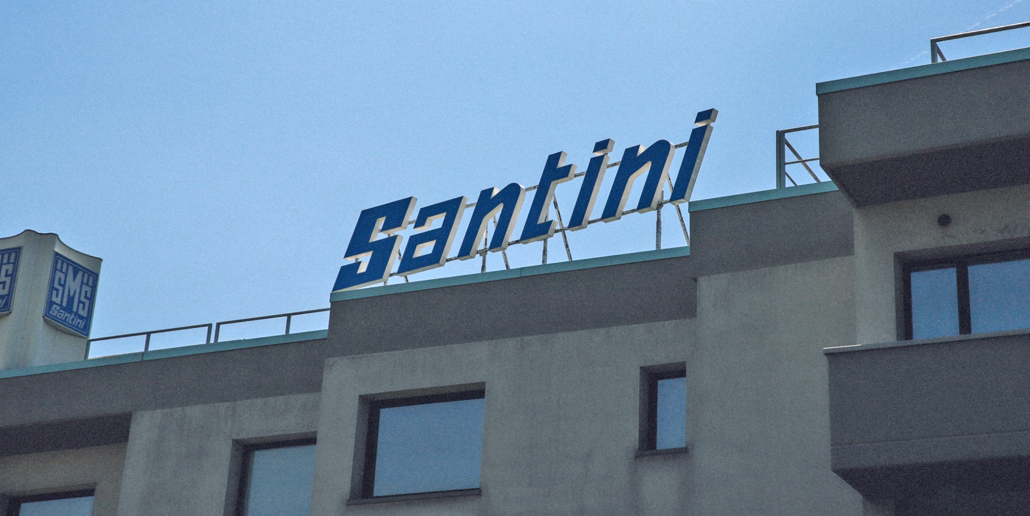 Santini總部