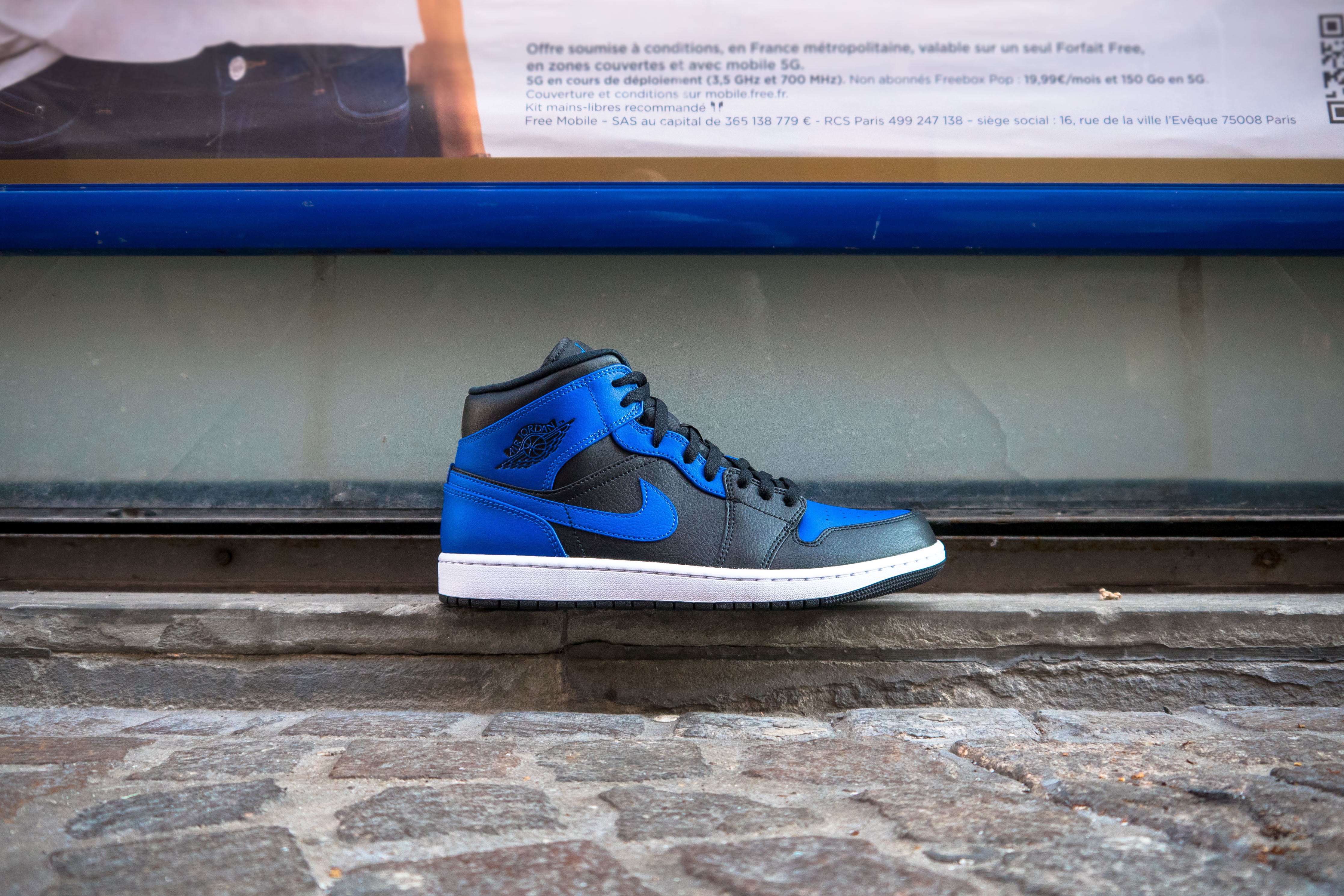 Air Jordan 1 Mid '' Hyper Royal '' 黑藍男款554724-077 [EW