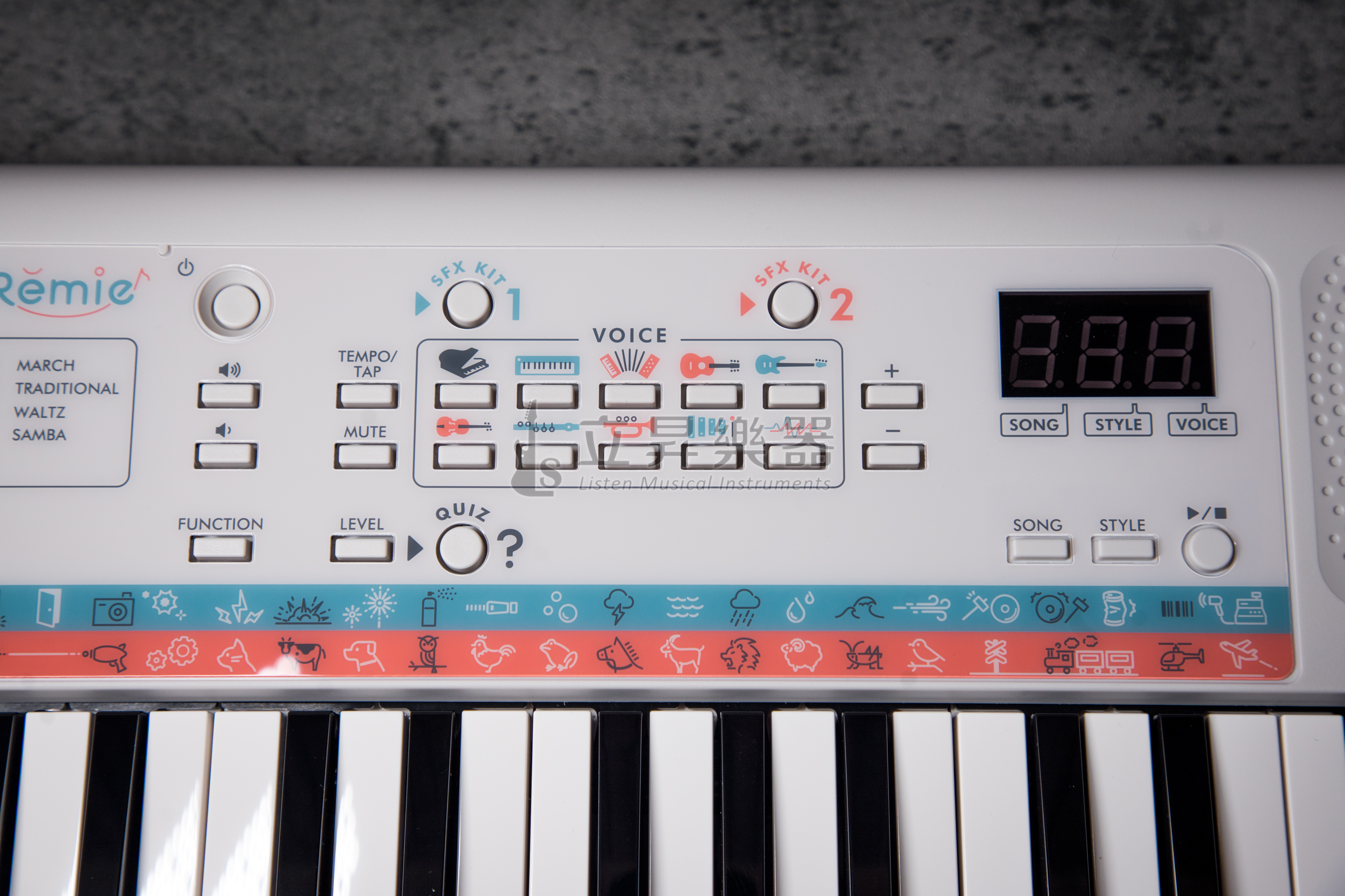 Yamaha YAMAHA PSS-E30 37鍵 高品質 手提迷你鍵盤 兒童電子琴 第 5 張圖片｜三峽鍵盤 / 鋼琴