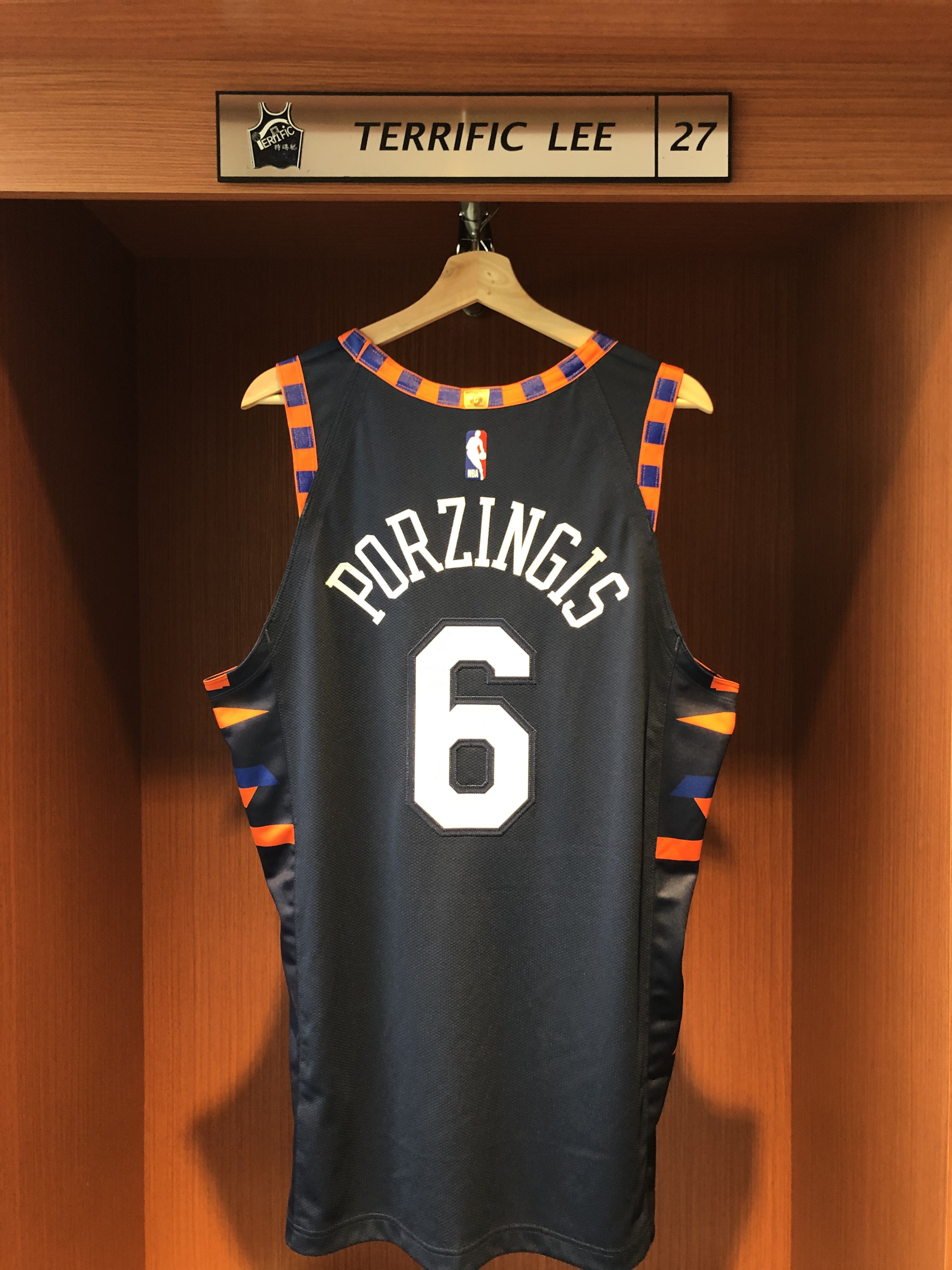 NBA球衣 Kristaps Porzingis 紐約尼克城市 City Nike Authentic 球員版 電繡 全新