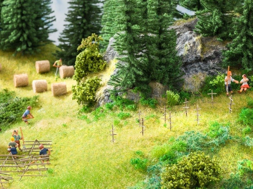 Noch 14251 HO scale Hay Racks 44 pieces