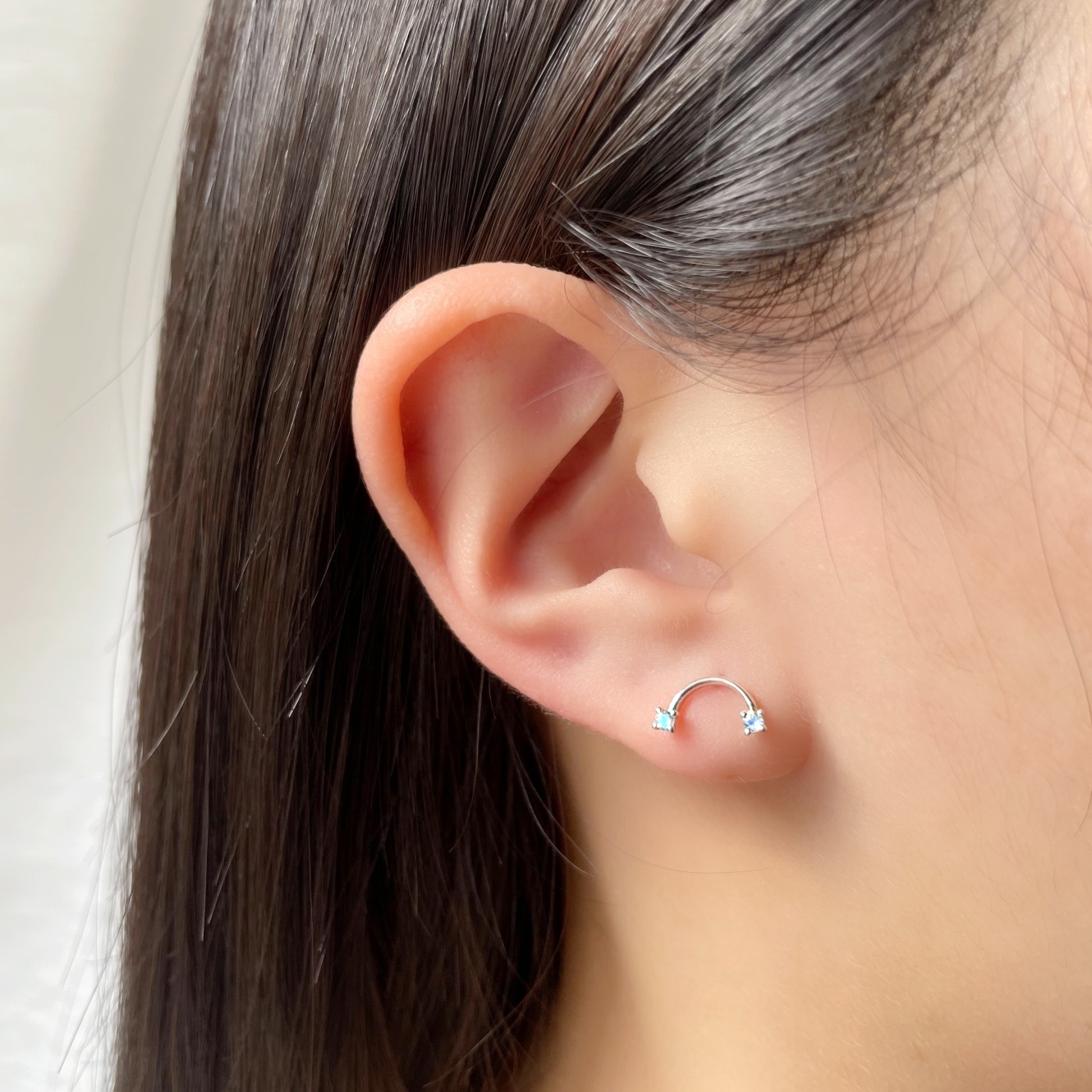 小微笑月光石轉珠耳環