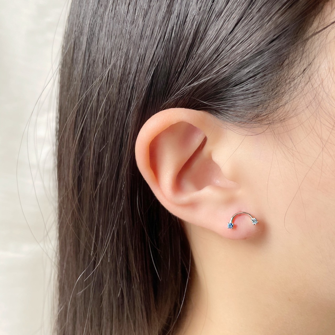 小微笑藍藍寶石轉珠耳環