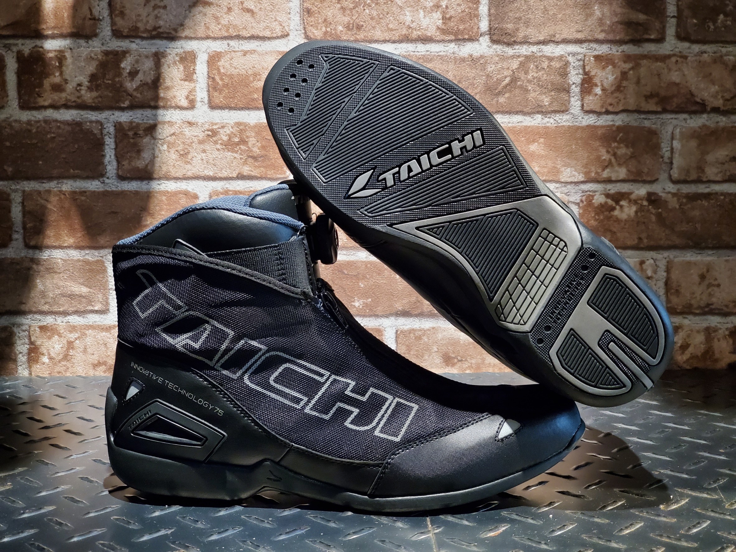 TAICHI RSS008 REFLECTIVE BLACK 黑 休閒 車靴 防摔鞋