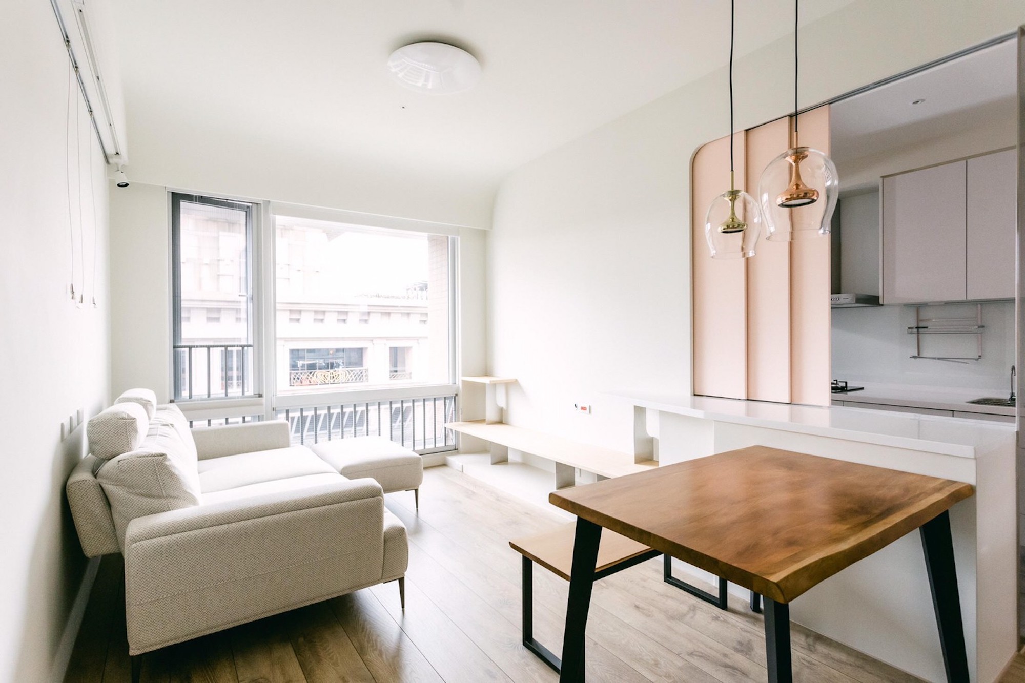 索羅門檜木一枚板, 索羅門檜木拼板, 索羅門檜木, 索羅門檜木餐桌, 索羅門檜木長凳, 實木餐桌, 實木長凳