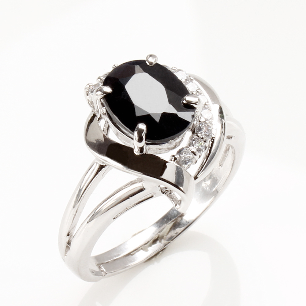 【雅紅珠寶】愛的包圍天然2克拉黑藍寶石戒指-活圍設計-R0167