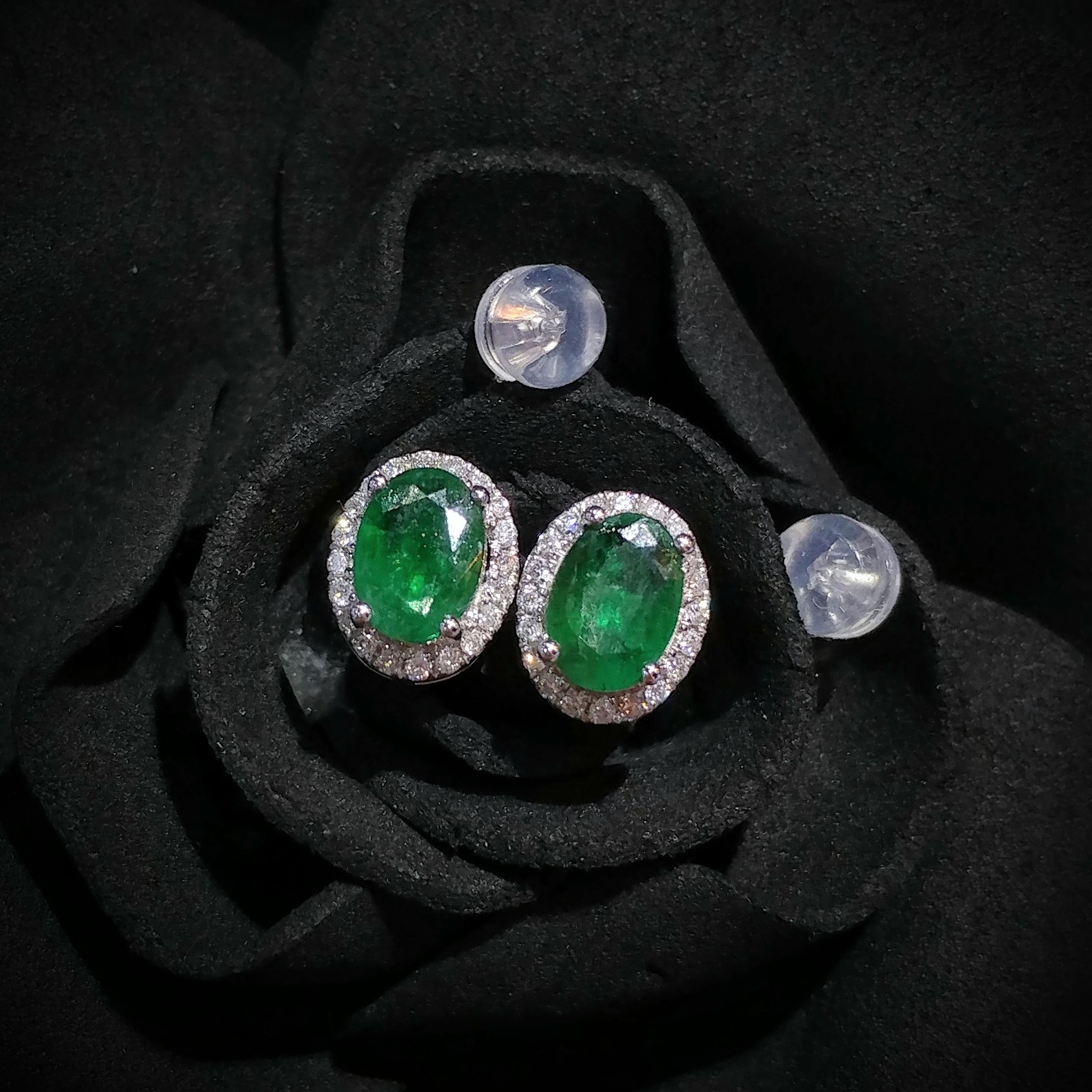 全新18K白金【主石1卡49份綠寶石】配21份鑽石耳環