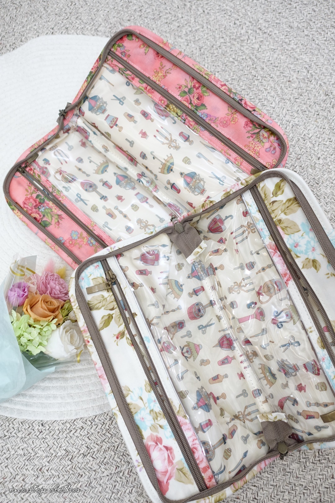 正韓田園小花防潑水盥洗包