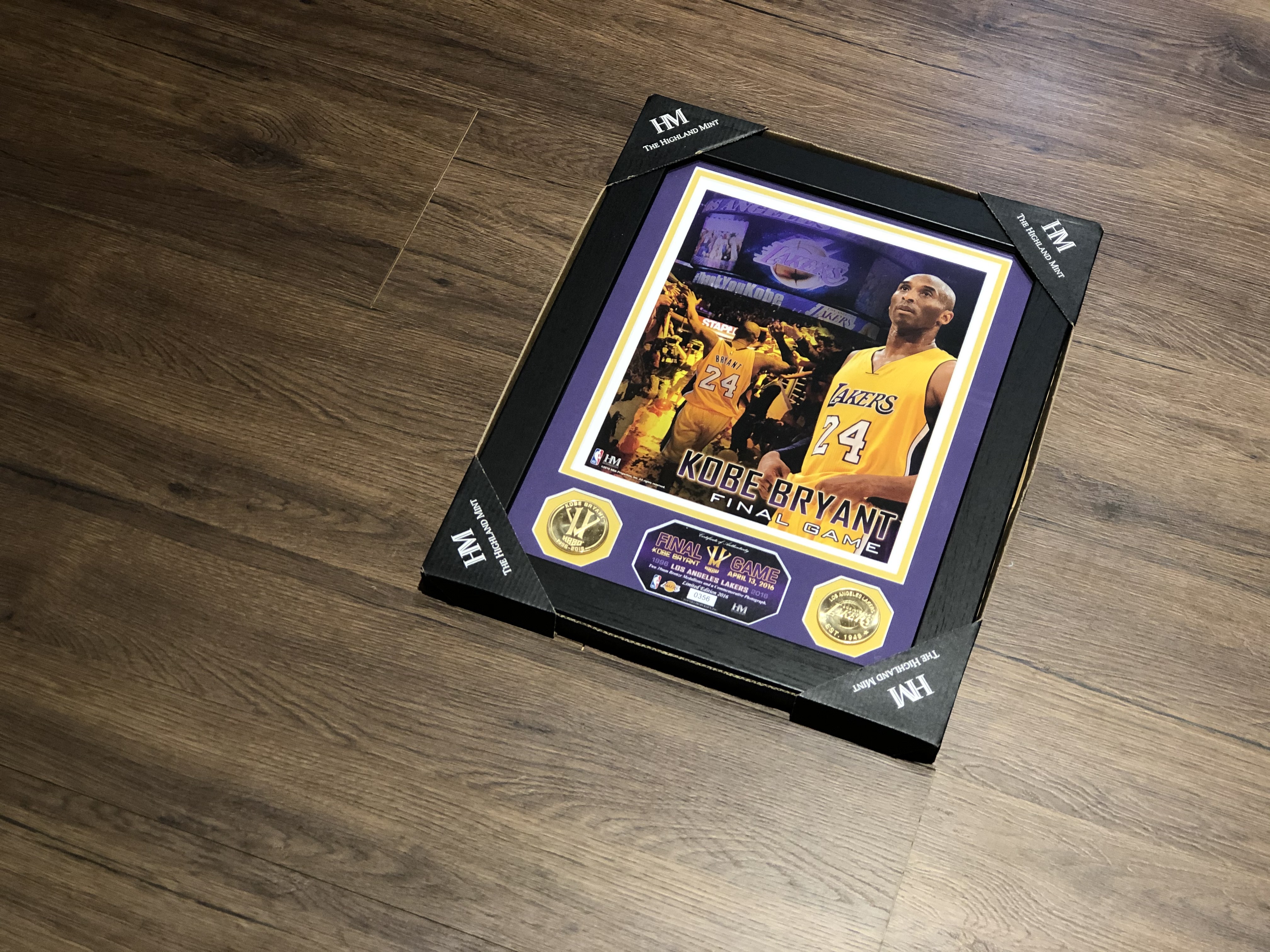 NBA匾額 Kobe Bryant 洛杉磯湖人 最後一戰匾額 雙金幣 Final Game The Highland Mint 官方授權