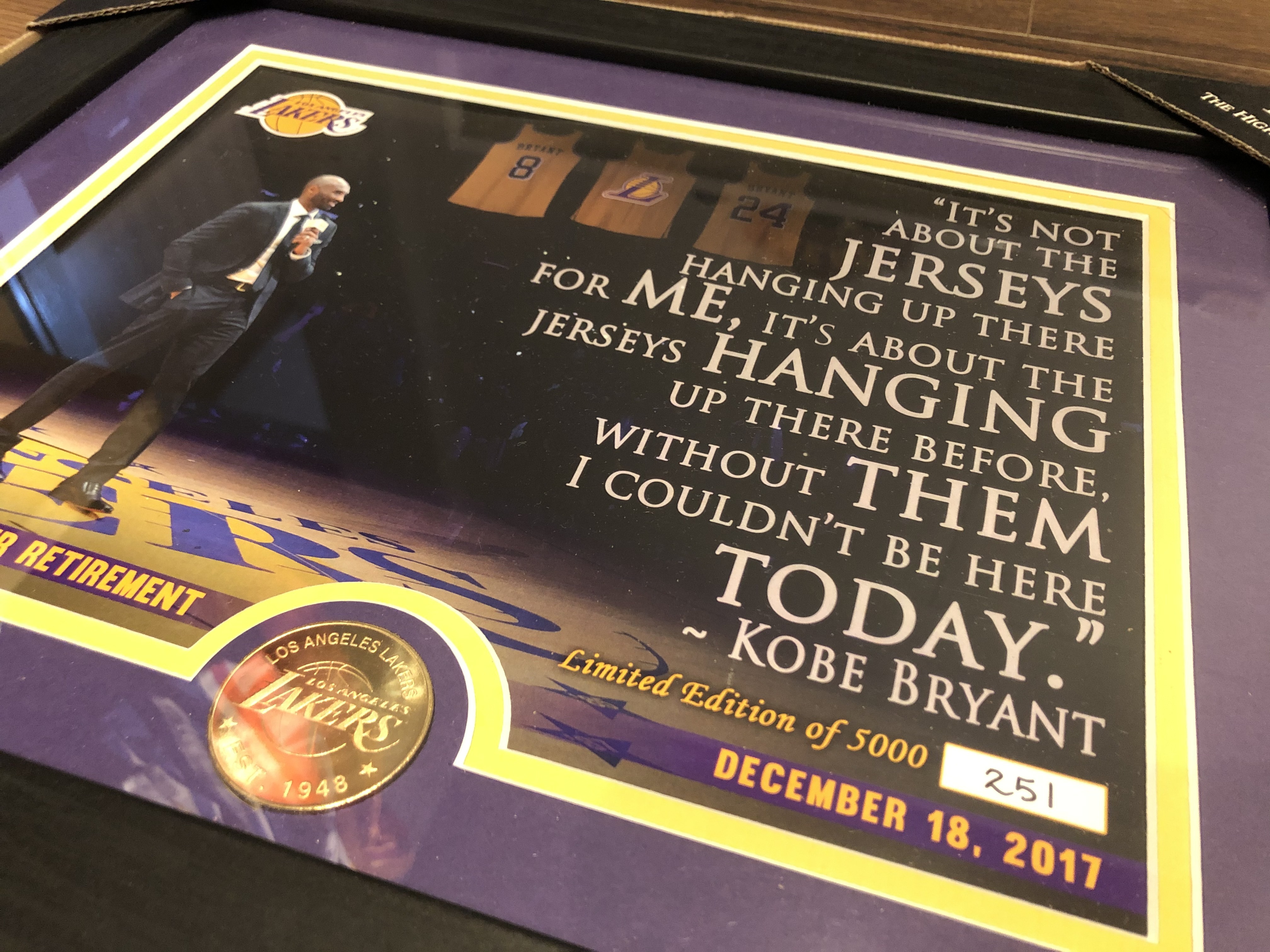 NBA匾額 Kobe Bryant 洛杉磯湖人 球衣退休致詞匾額 8/24 Jersey Number Retirement The Highland Mint 官方授權