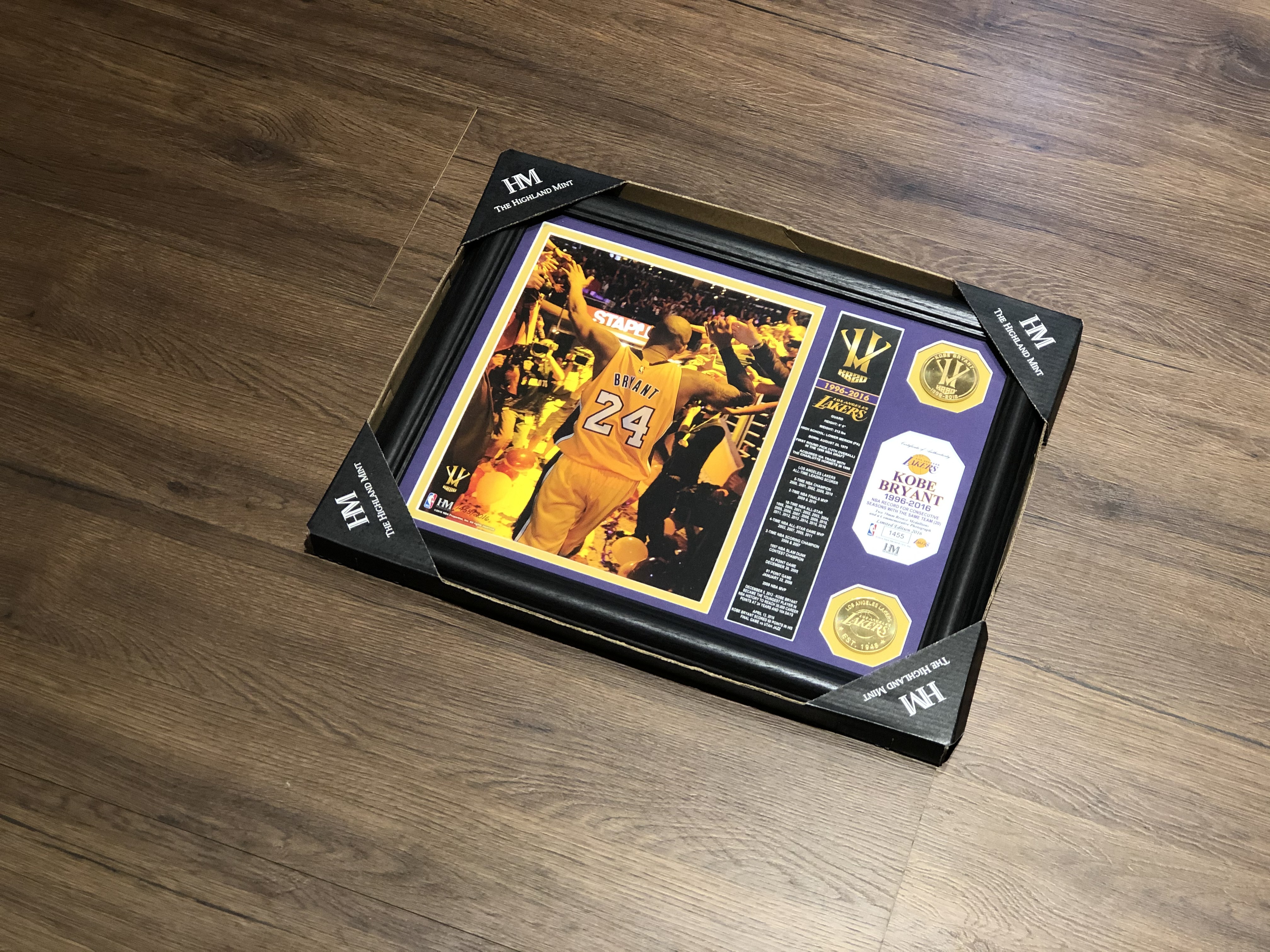 NBA匾額 Kobe Bryant 洛杉磯湖人 最後一戰匾額 橫式 生涯成就 Final Game The Highland Mint 官方授權